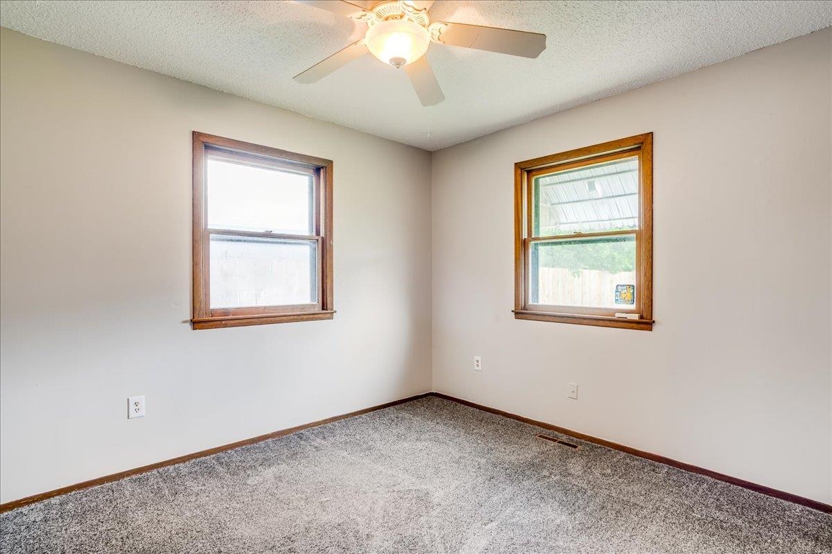 461 Meeds Dr, Valley Center, Kansas image 20