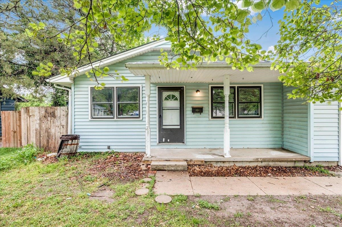 461 Meeds Dr, Valley Center, Kansas image 3