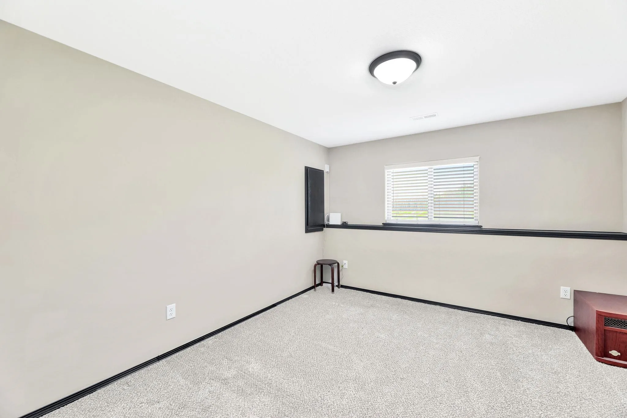 Derby, Kansas 67037, United States, 4 Bedrooms Bedrooms, ,3 BathroomsBathrooms,Residential,Active,121689