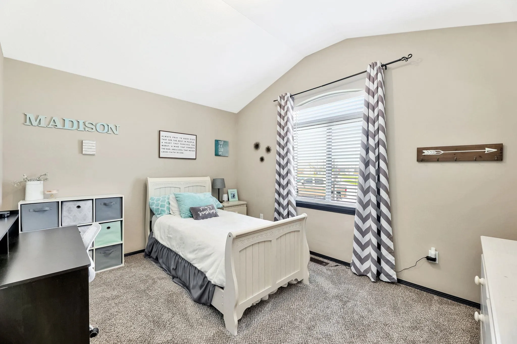 Derby, Kansas 67037, United States, 4 Bedrooms Bedrooms, ,3 BathroomsBathrooms,Residential,Active,121689