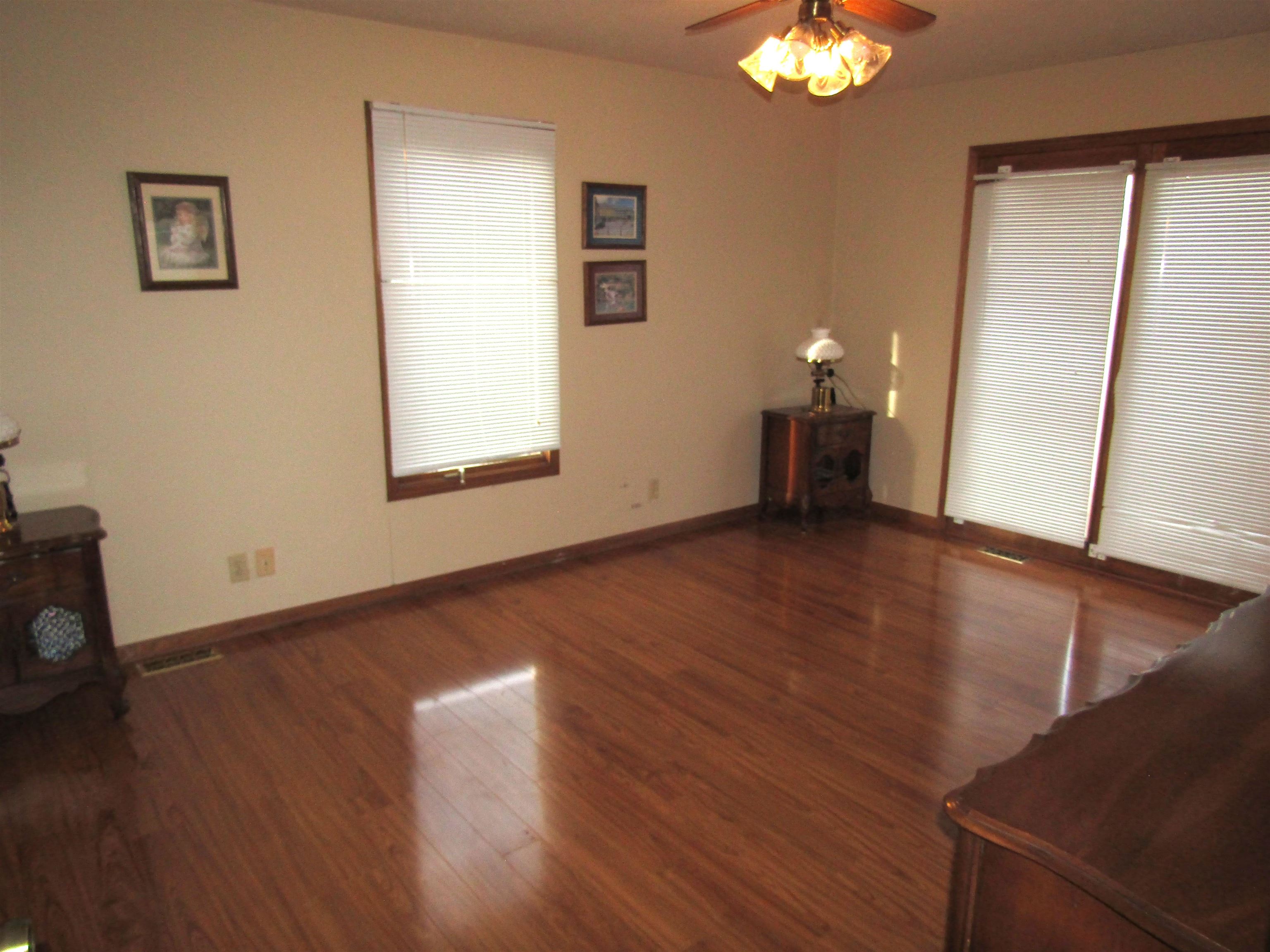 634 Fairdale Rd, Salina, Kansas image 17
