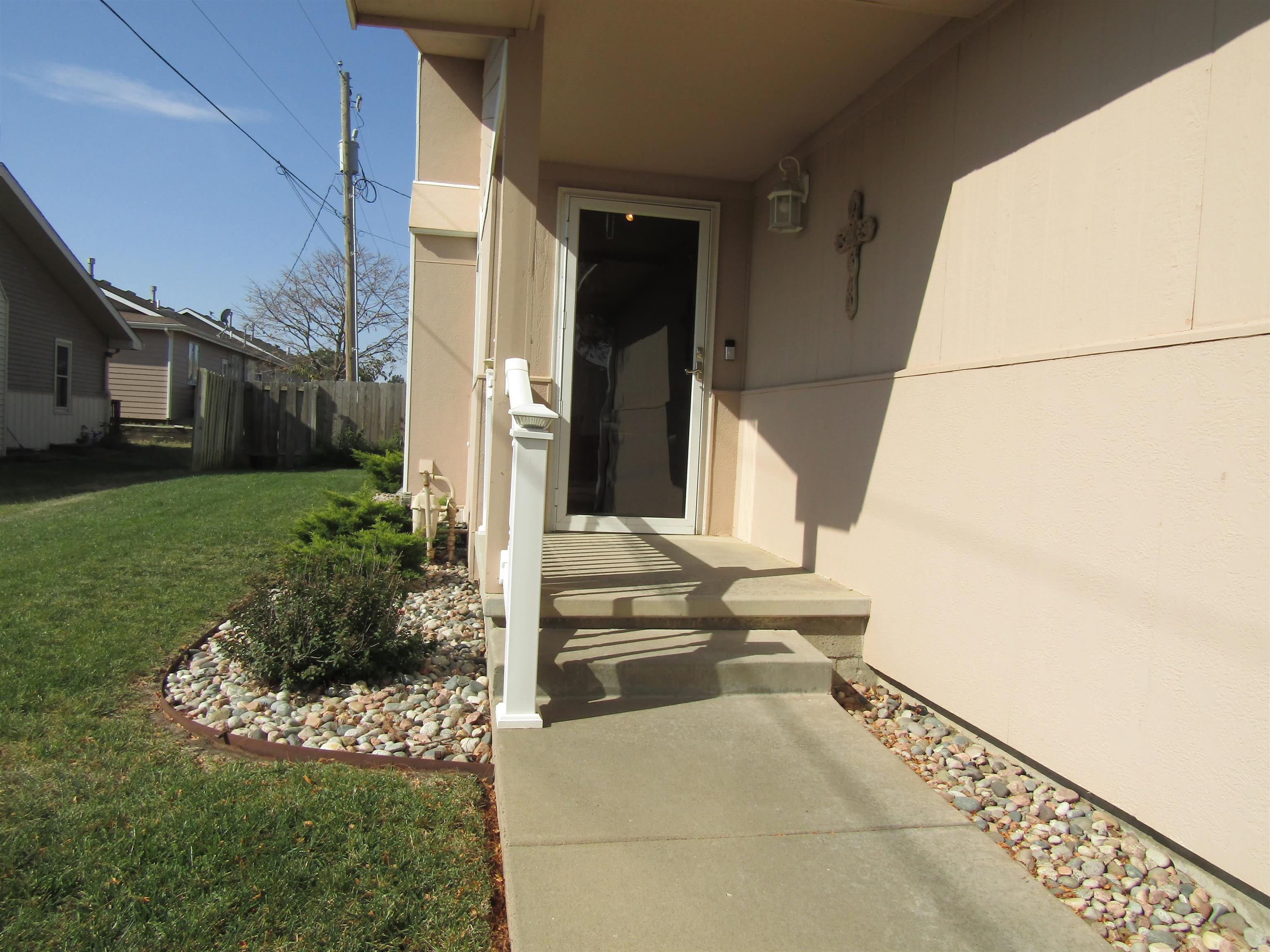 634 Fairdale Rd, Salina, Kansas image 6
