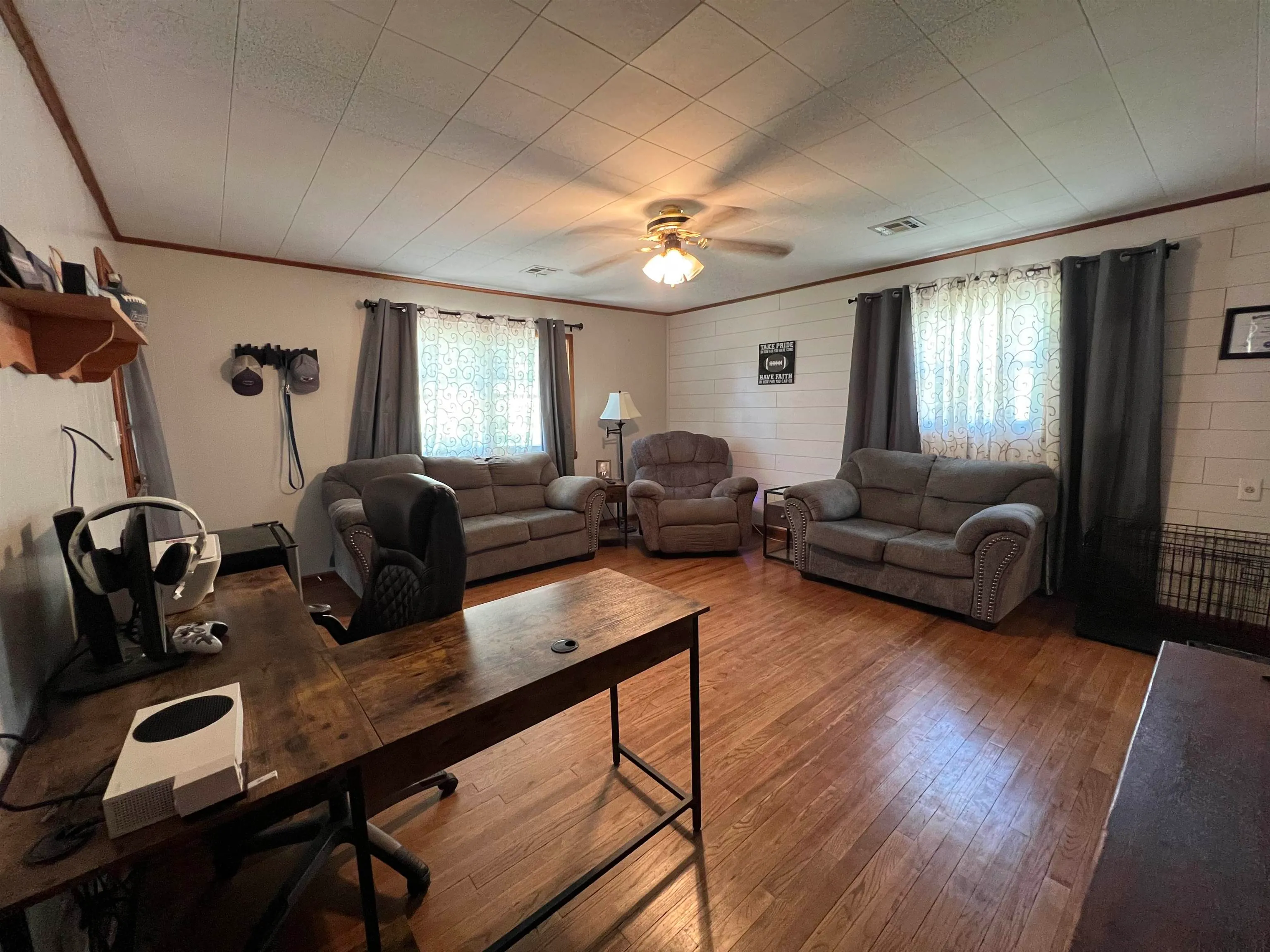 Winfield, Kansas 67156, United States, 2 Bedrooms Bedrooms, ,1 BathroomBathrooms,Residential,Active,169972