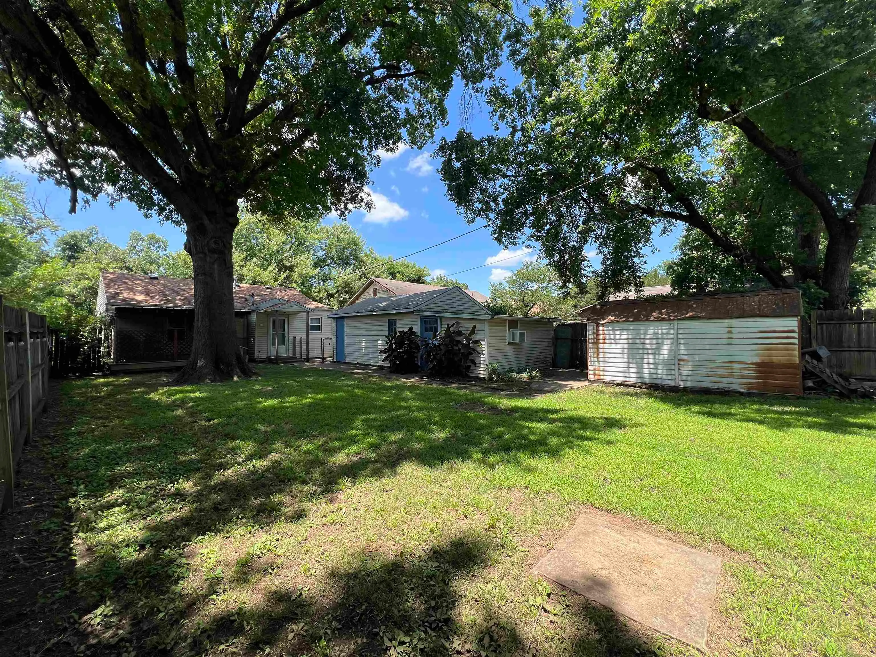 Winfield, Kansas 67156, United States, 2 Bedrooms Bedrooms, ,1 BathroomBathrooms,Residential,Active,169972