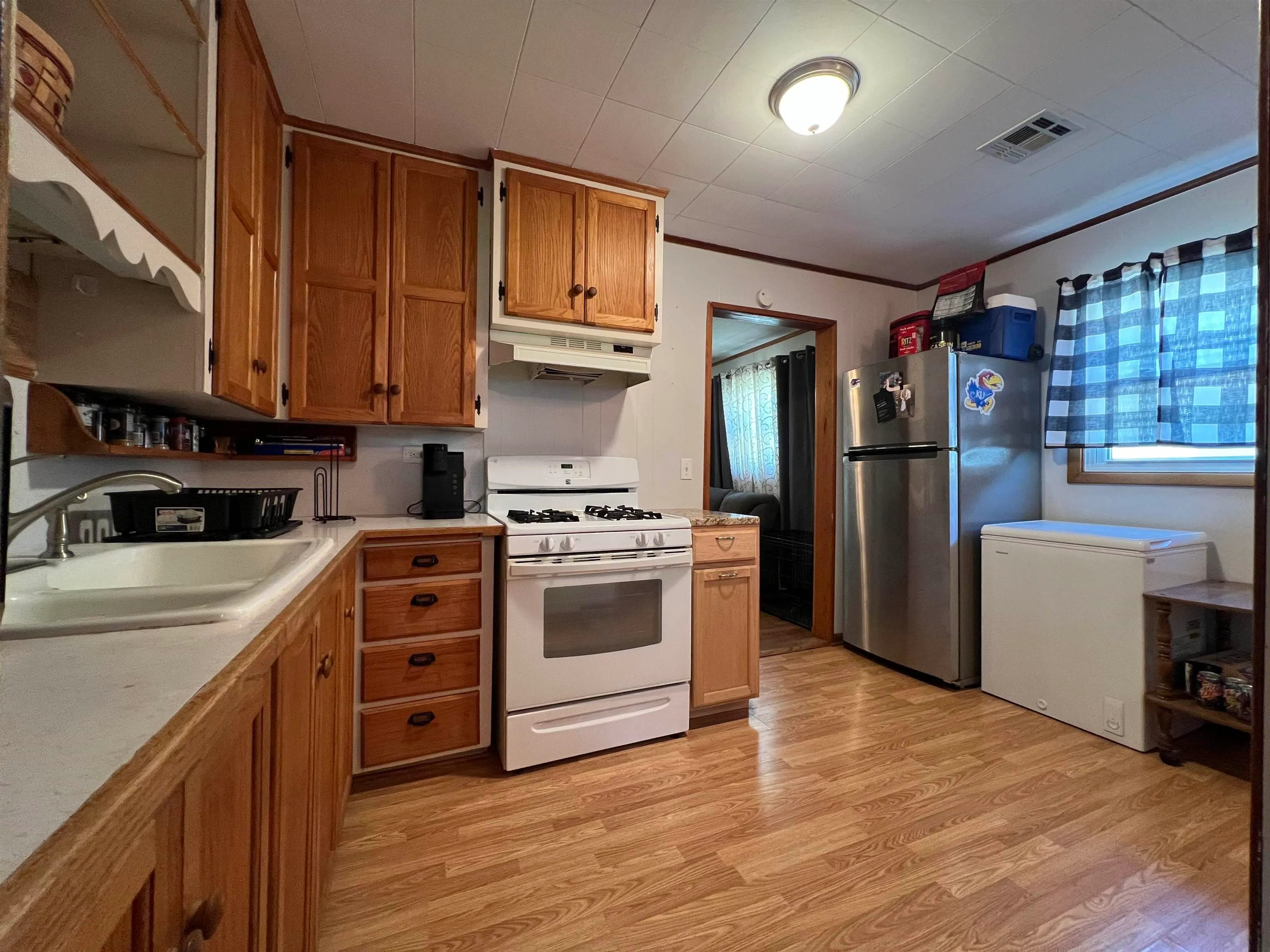 Winfield, Kansas 67156, United States, 2 Bedrooms Bedrooms, ,1 BathroomBathrooms,Residential,Active,169972