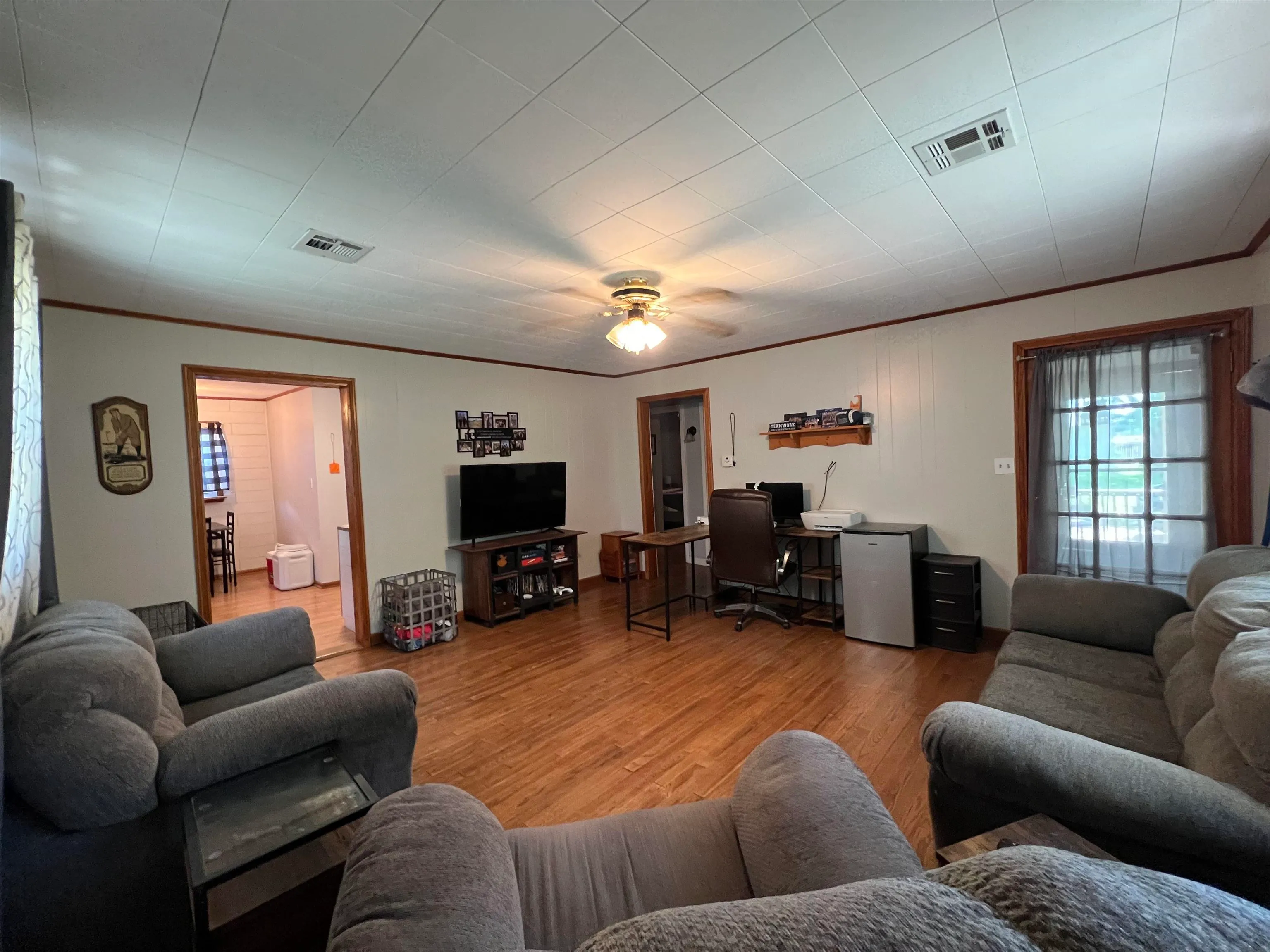 Winfield, Kansas 67156, United States, 2 Bedrooms Bedrooms, ,1 BathroomBathrooms,Residential,Active,169972