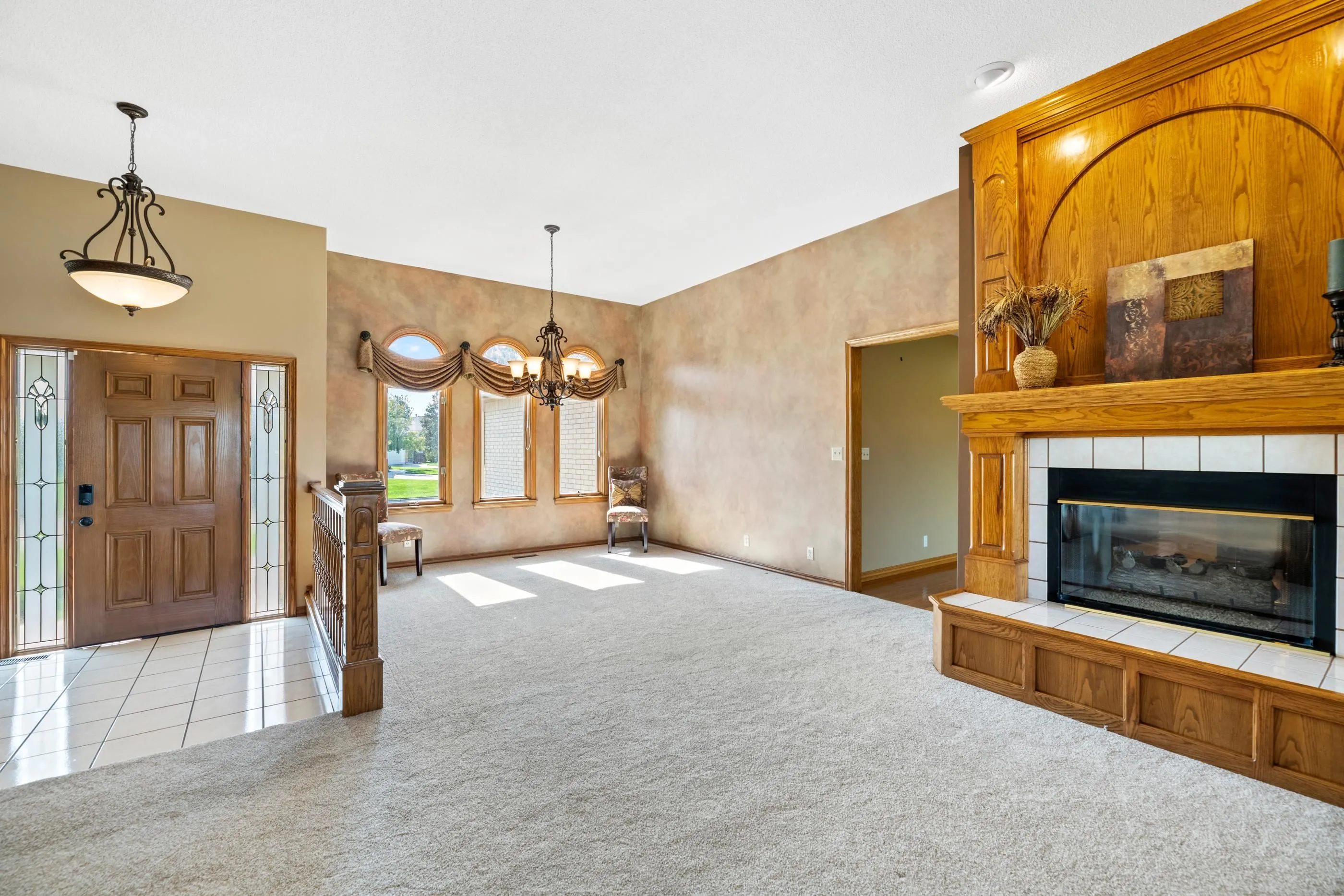 Wichita, Kansas 67235, United States, 4 Bedrooms Bedrooms, ,4 BathroomsBathrooms,Residential,Pending,227331