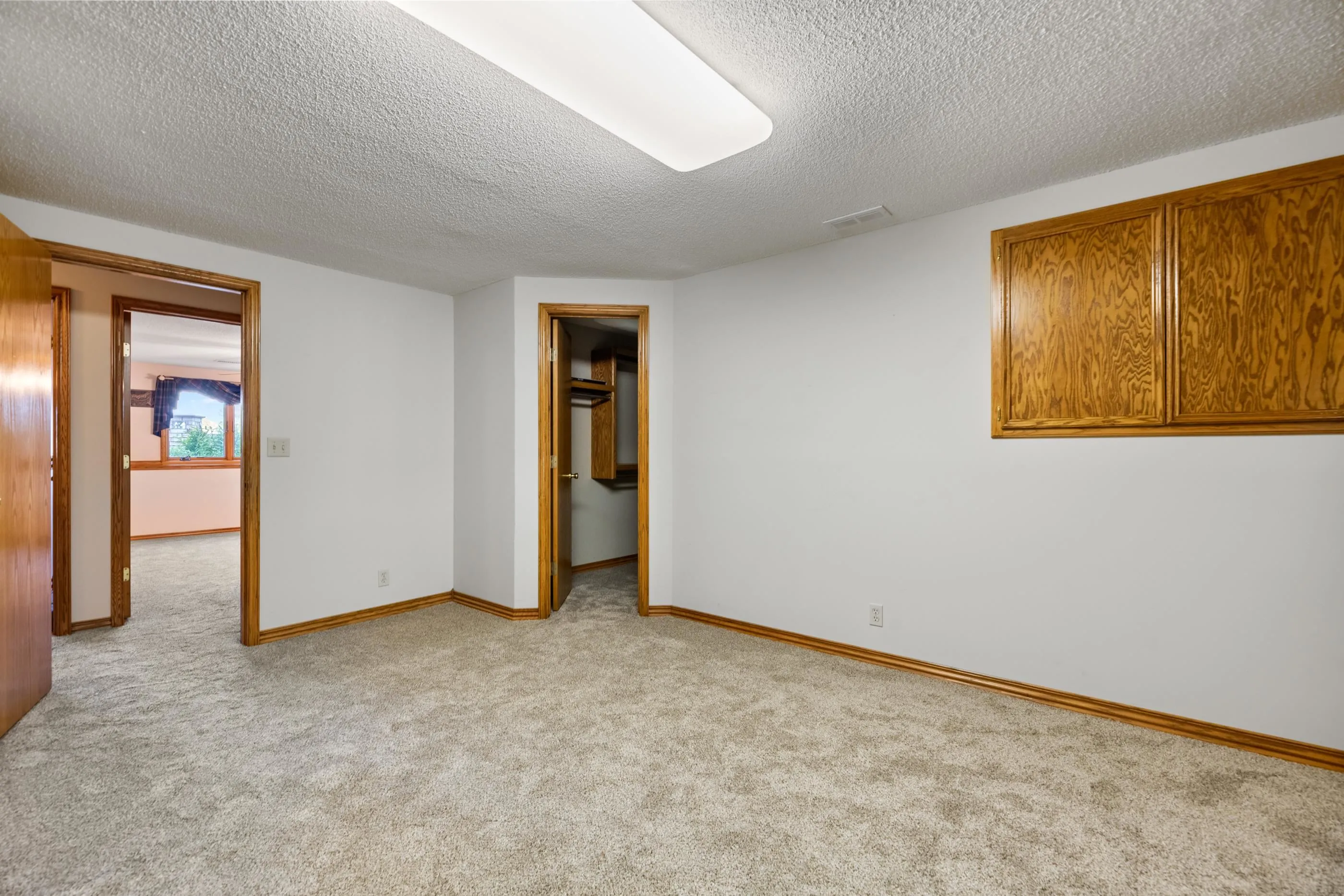 Wichita, Kansas 67235, United States, 4 Bedrooms Bedrooms, ,4 BathroomsBathrooms,Residential,Pending,227331