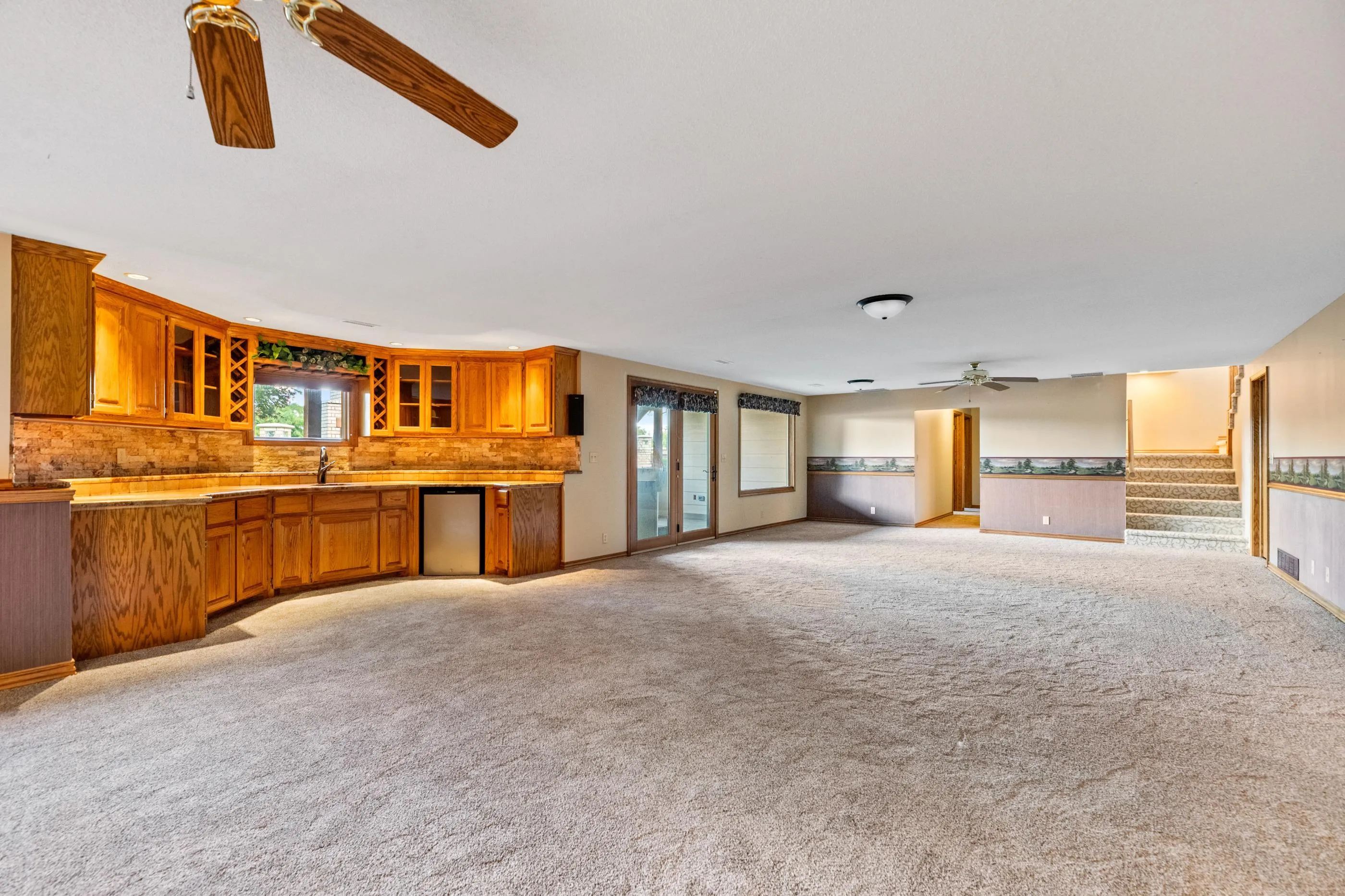 Wichita, Kansas 67235, United States, 4 Bedrooms Bedrooms, ,4 BathroomsBathrooms,Residential,Pending,227331