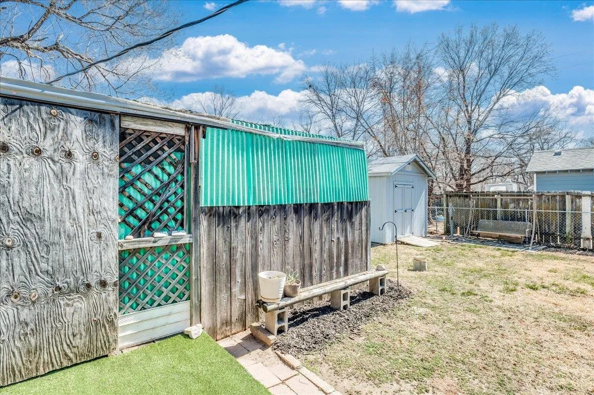 Wichita, Kansas 67211, United States, 2 Bedrooms Bedrooms, ,1 BathroomBathrooms,Residential,Active,84825