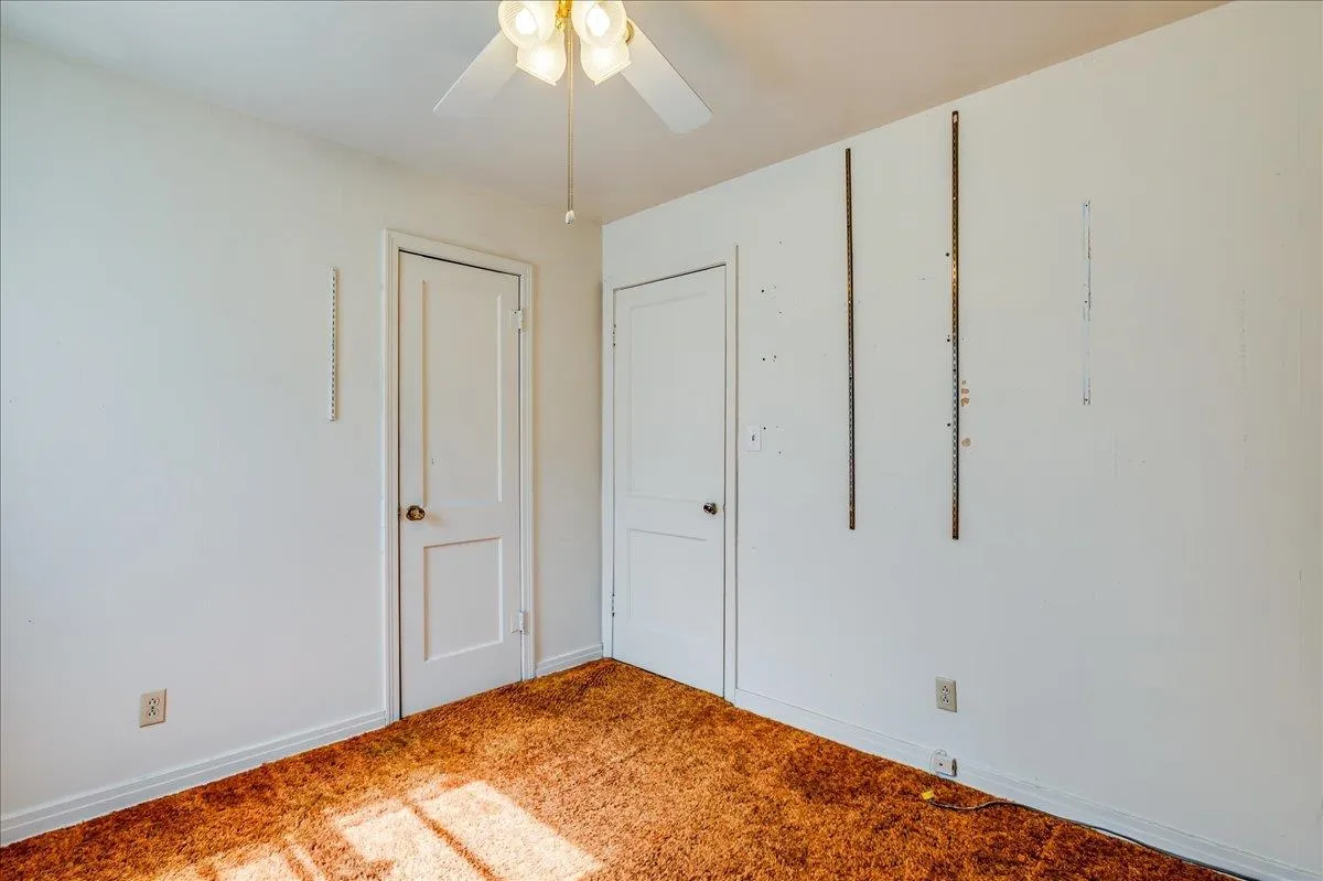 Wichita, Kansas 67211, United States, 2 Bedrooms Bedrooms, ,1 BathroomBathrooms,Residential,Active,84825