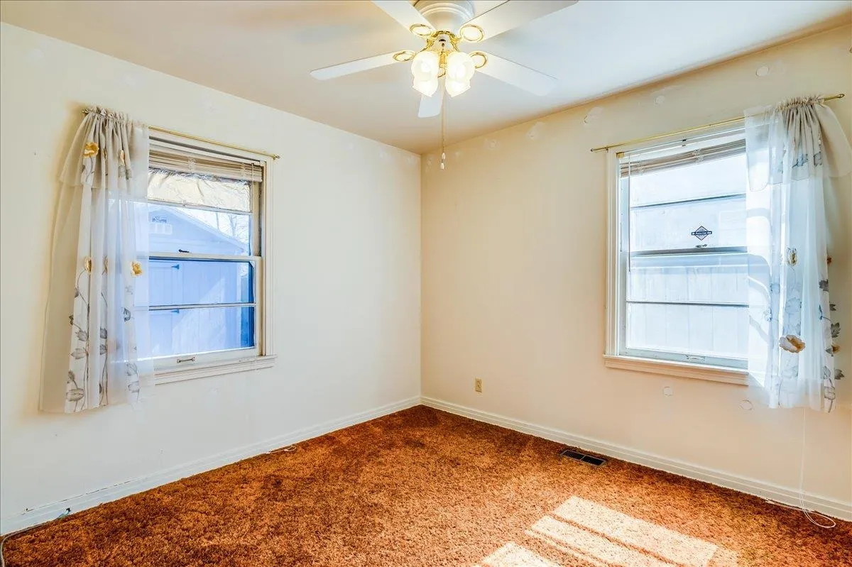 Wichita, Kansas 67211, United States, 2 Bedrooms Bedrooms, ,1 BathroomBathrooms,Residential,Active,84825