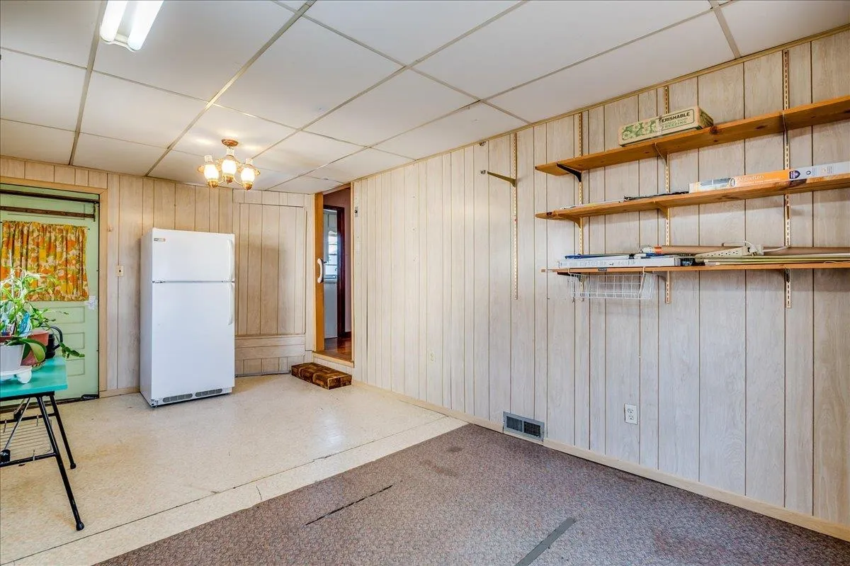 Wichita, Kansas 67211, United States, 2 Bedrooms Bedrooms, ,1 BathroomBathrooms,Residential,Active,84825