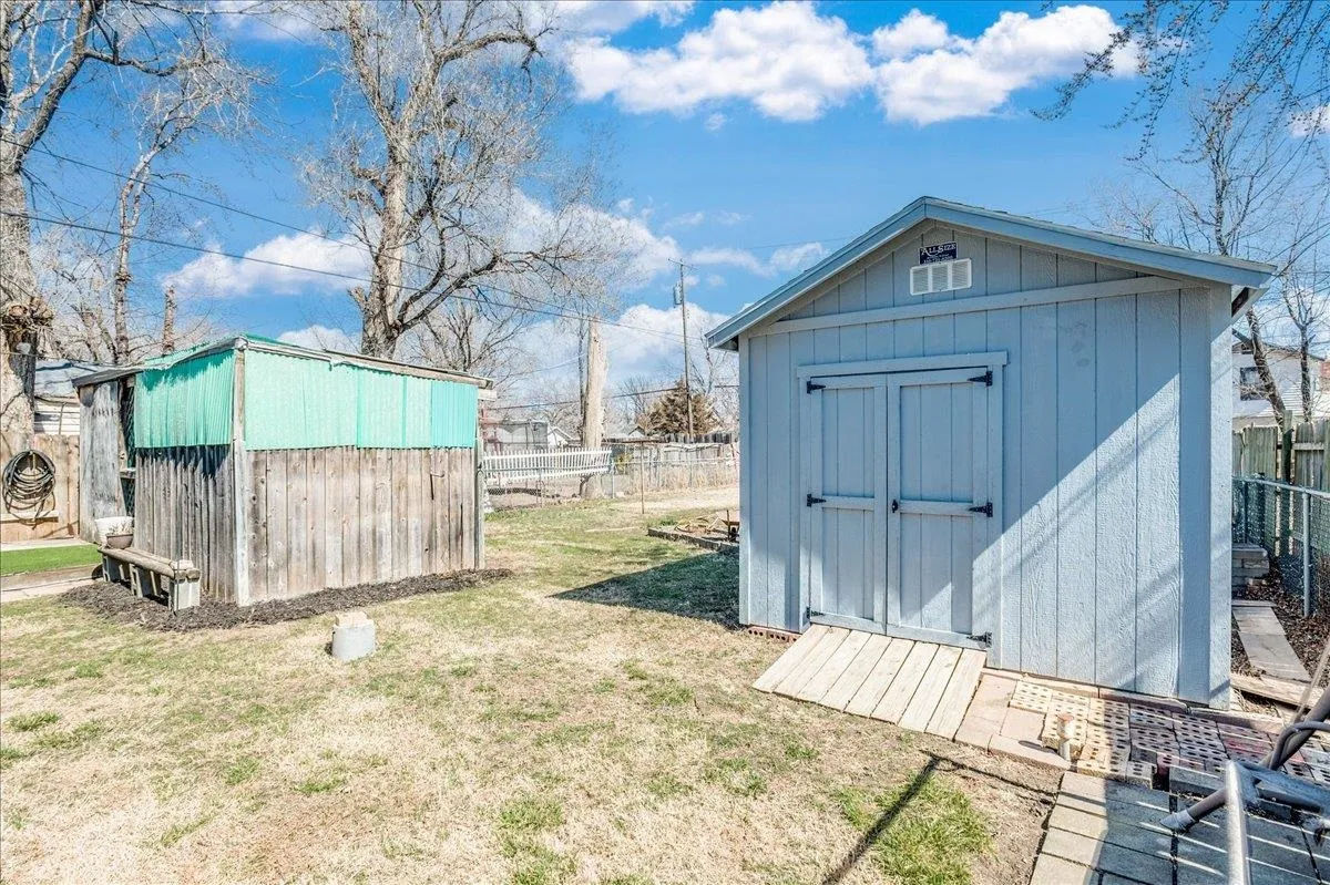 Wichita, Kansas 67211, United States, 2 Bedrooms Bedrooms, ,1 BathroomBathrooms,Residential,Active,84825