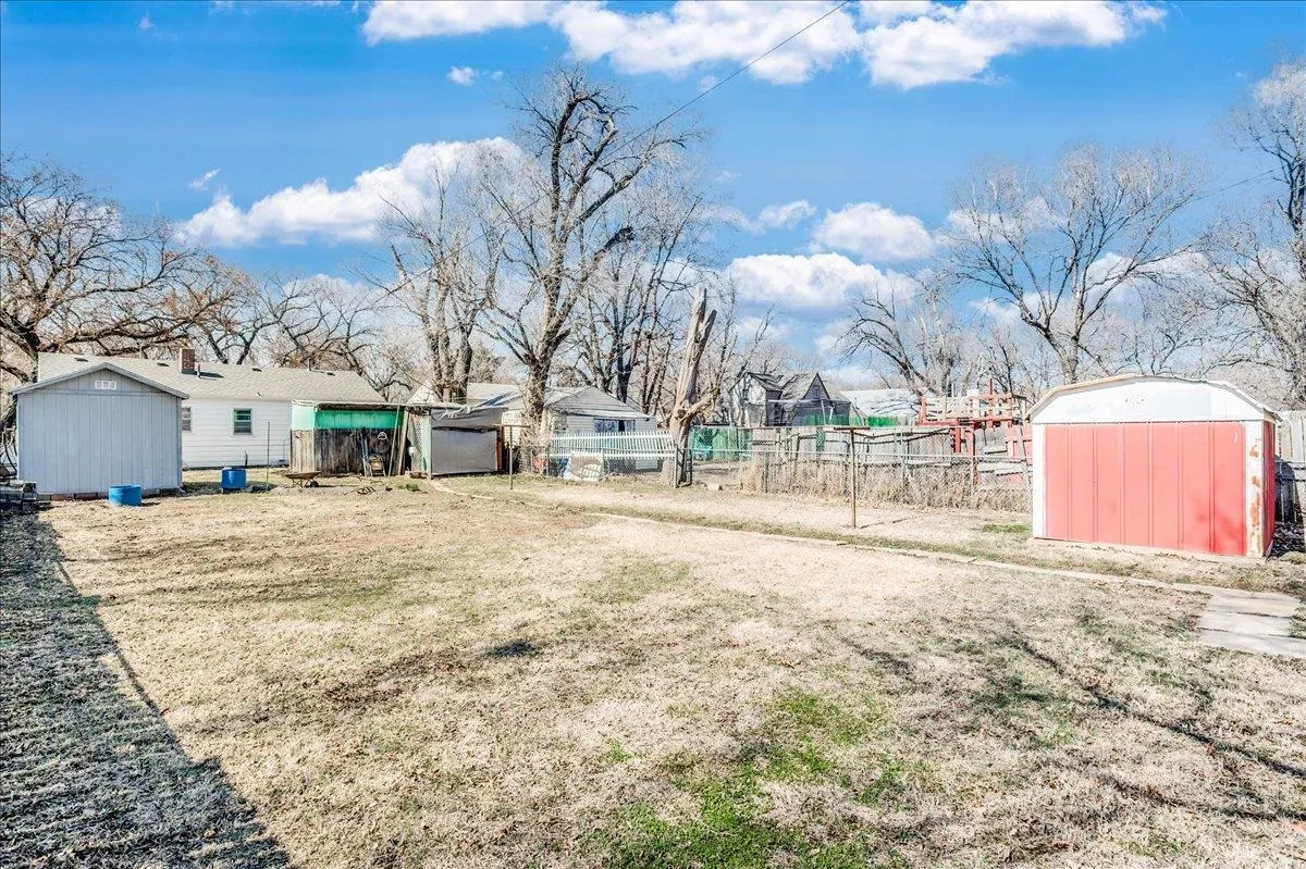 Wichita, Kansas 67211, United States, 2 Bedrooms Bedrooms, ,1 BathroomBathrooms,Residential,Active,84825