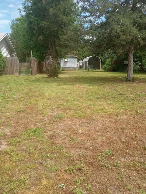 Vacant Land For Sale - 320 Harvey St<br/> Halstead, KS 67056