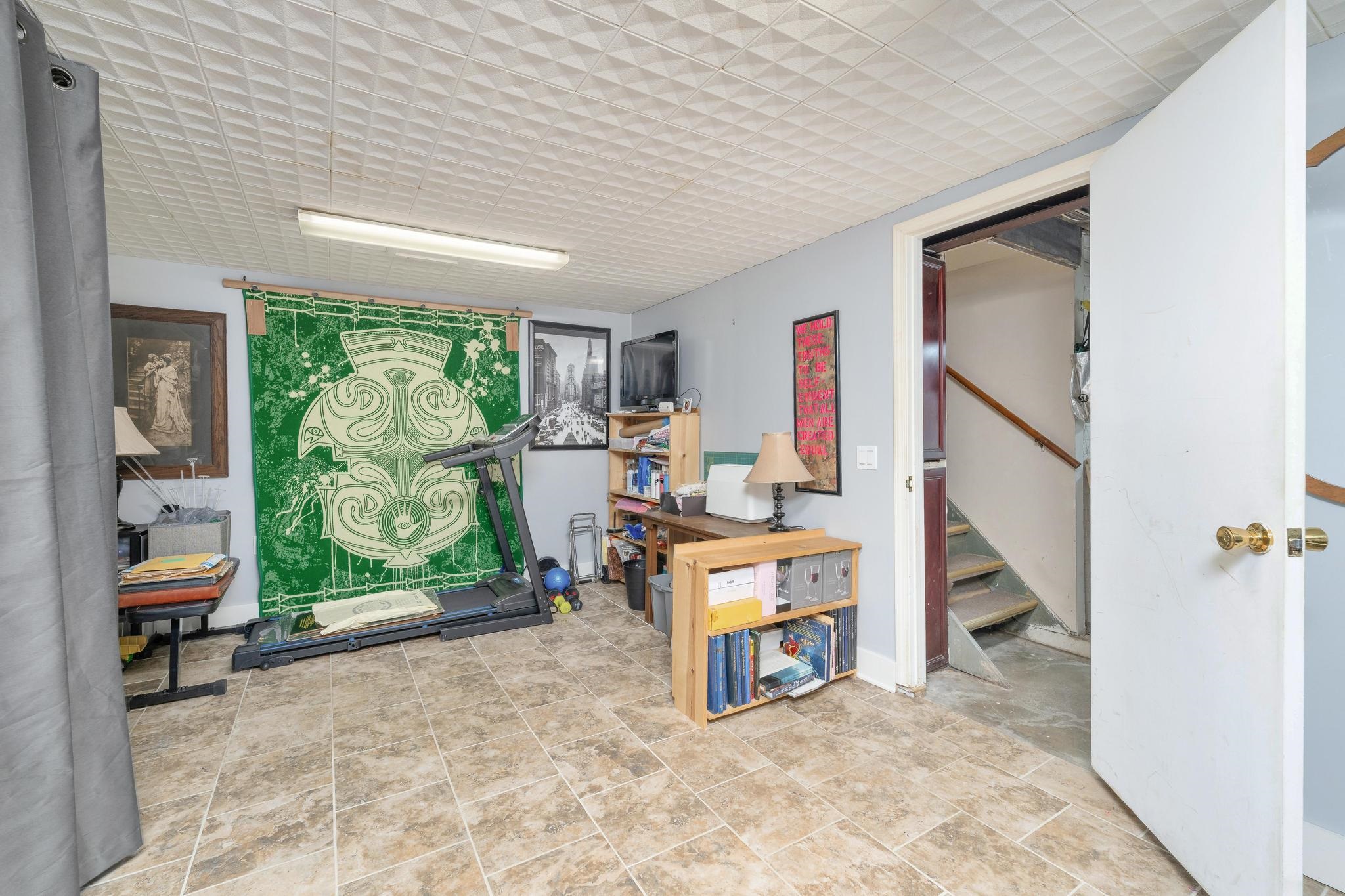 651 N Broadview Ave, Wichita, Kansas image 24