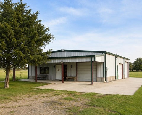 Homes For Sale - 222 Commerce St<br/> Harvey County, Walton, KS 67151