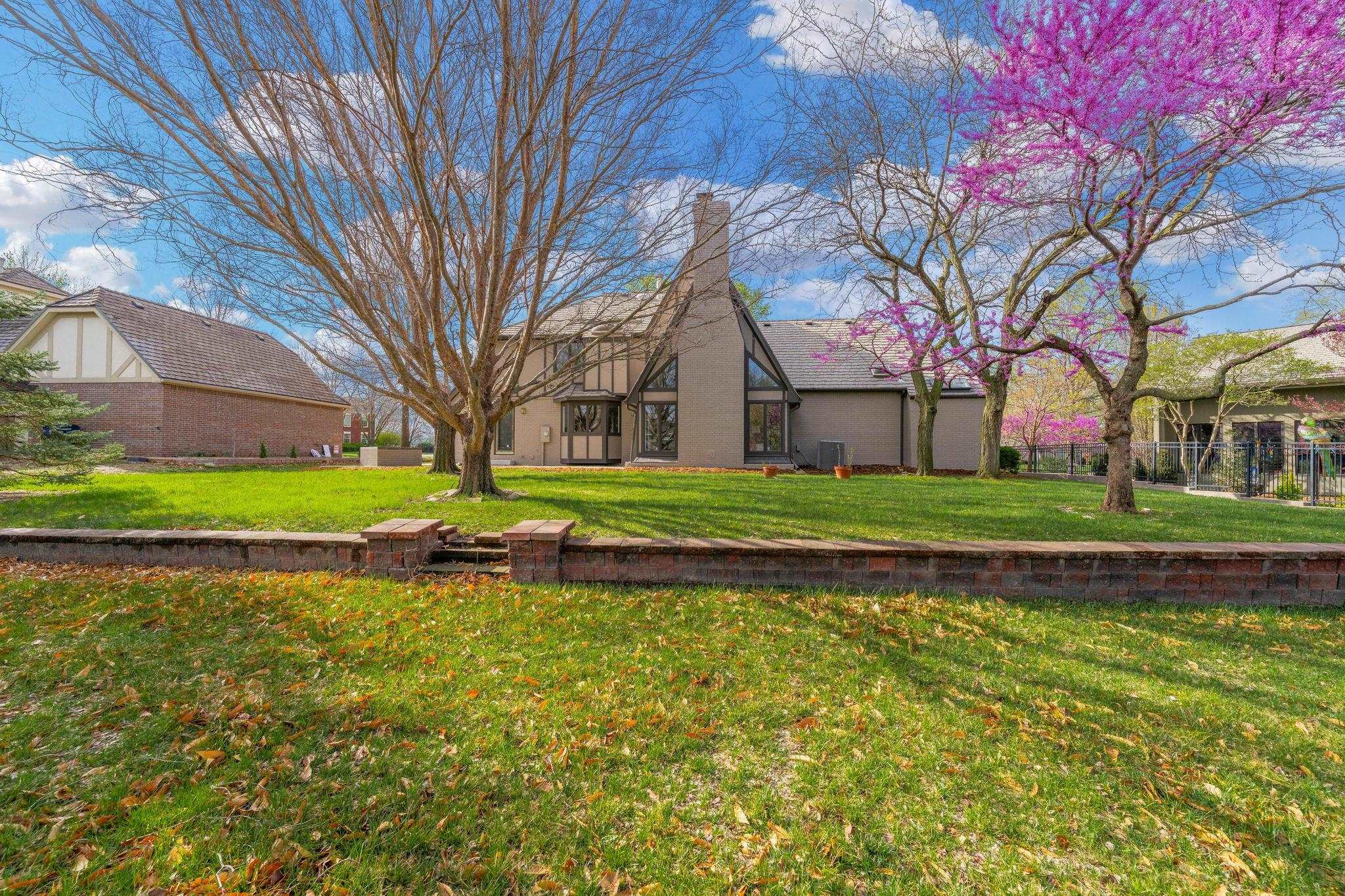 2534 N Greenleaf Ct, Wichita, Kansas image 32
