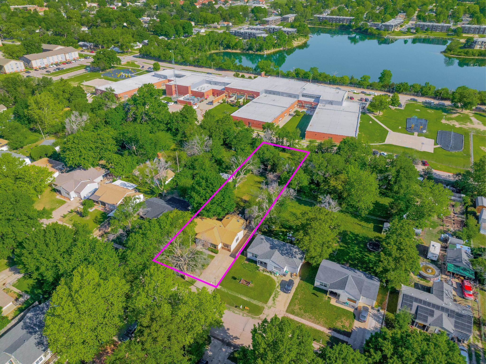 614 W 30th St S St, Wichita, Kansas image 3