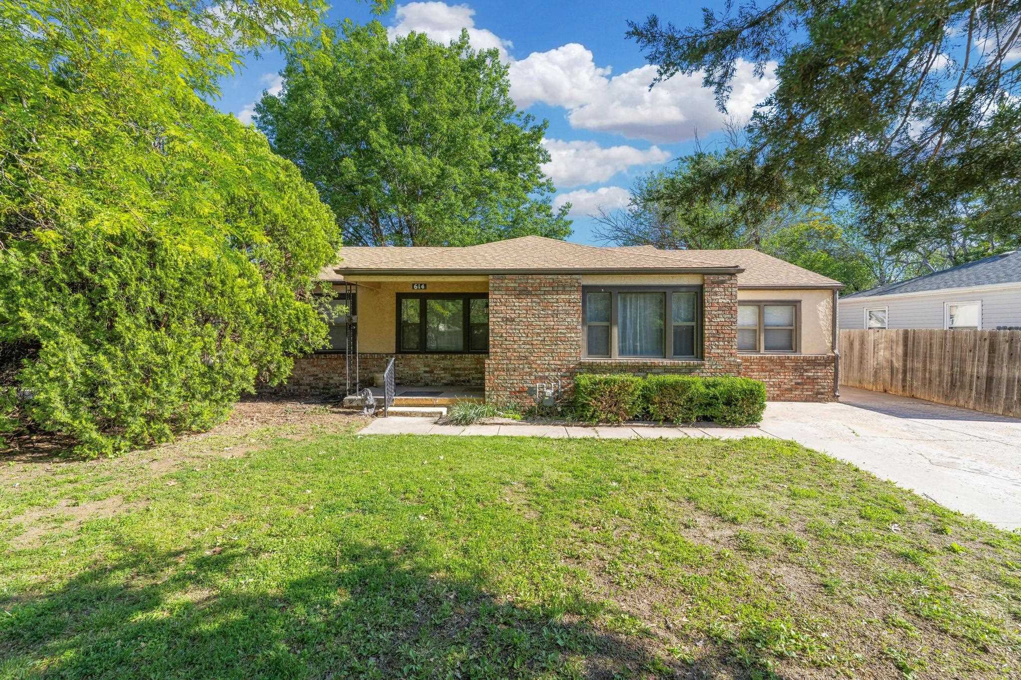 614 W 30th St S St, Wichita, Kansas image 36