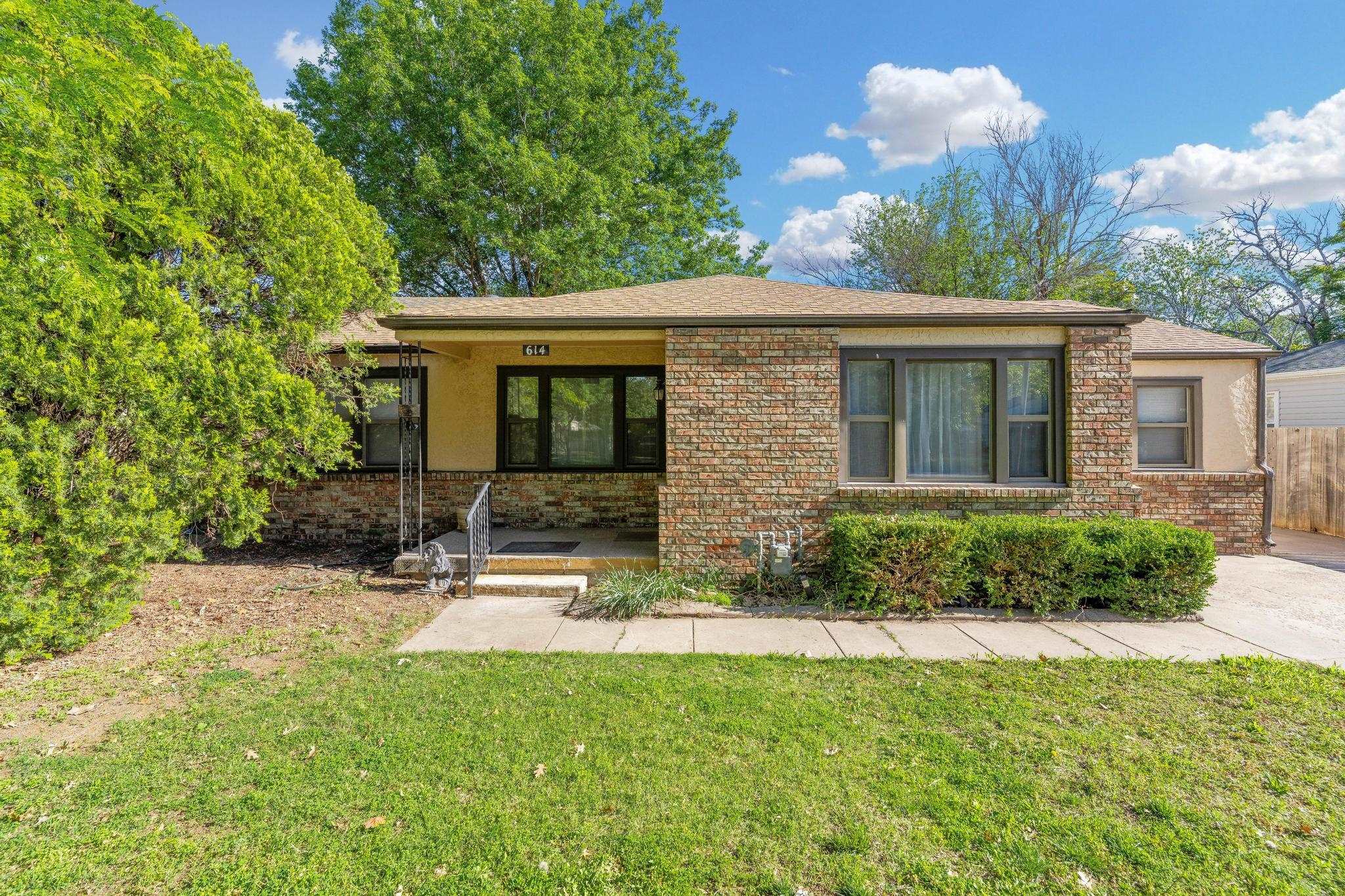 614 W 30th St S St, Wichita, Kansas image 1