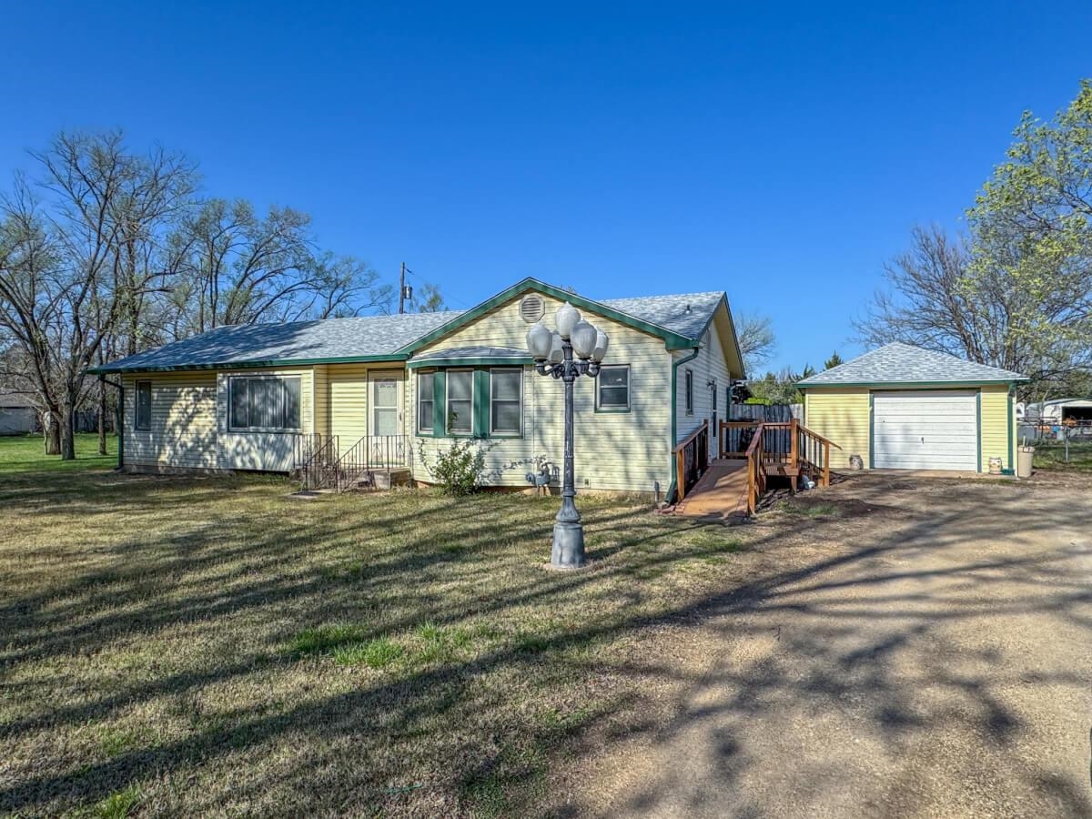 655 S Mccandless Rd, Andover, Kansas image 2