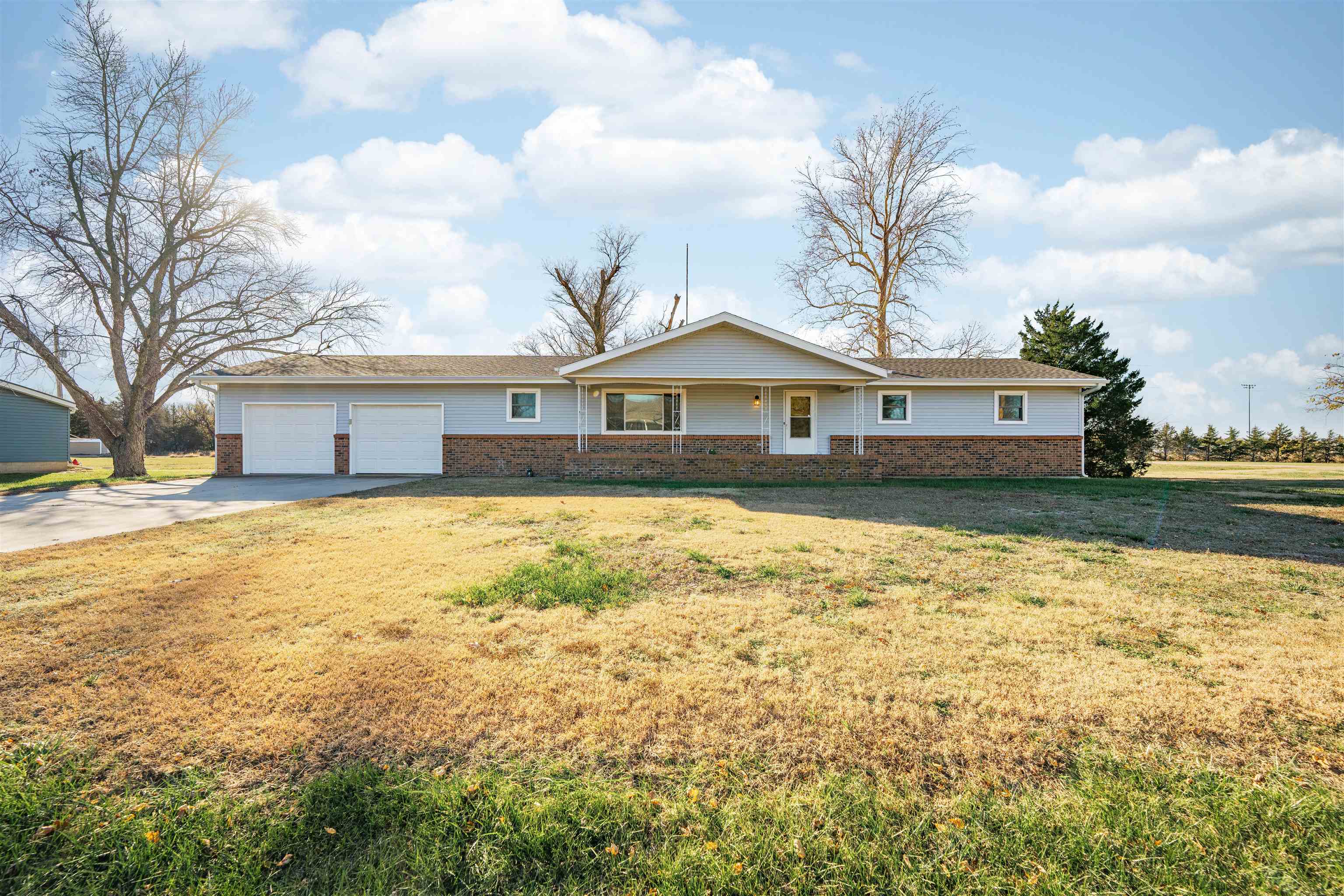 116 Sunset Ln, Tescott, Kansas image 1