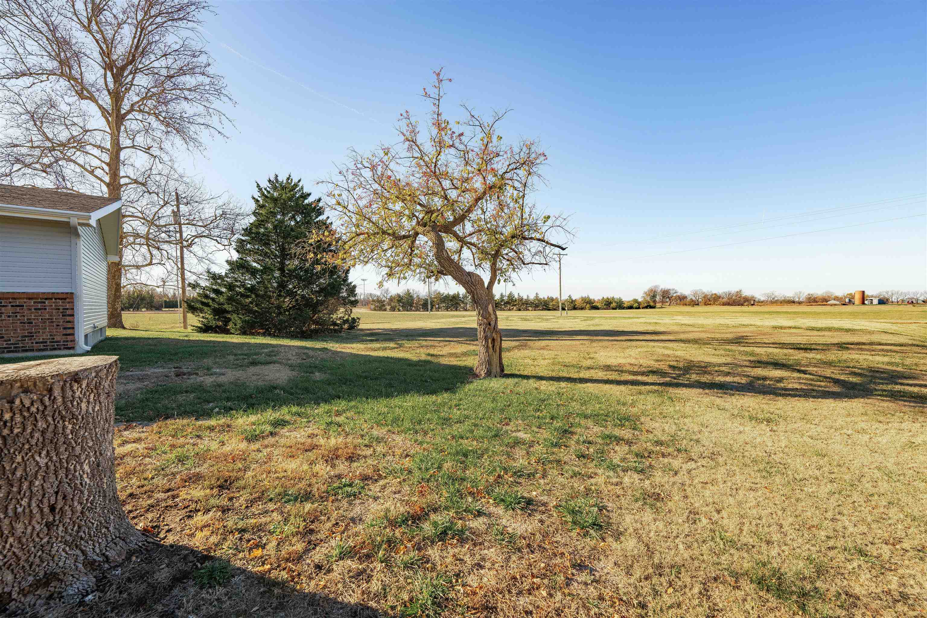 116 Sunset Ln, Tescott, Kansas image 2