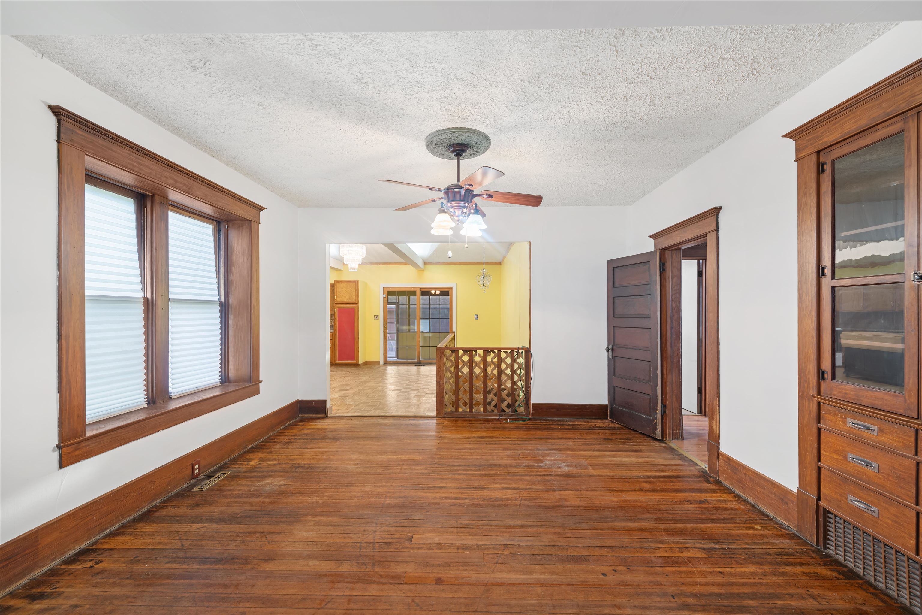 330 S Chestnut St, Lindsborg, Kansas image 6