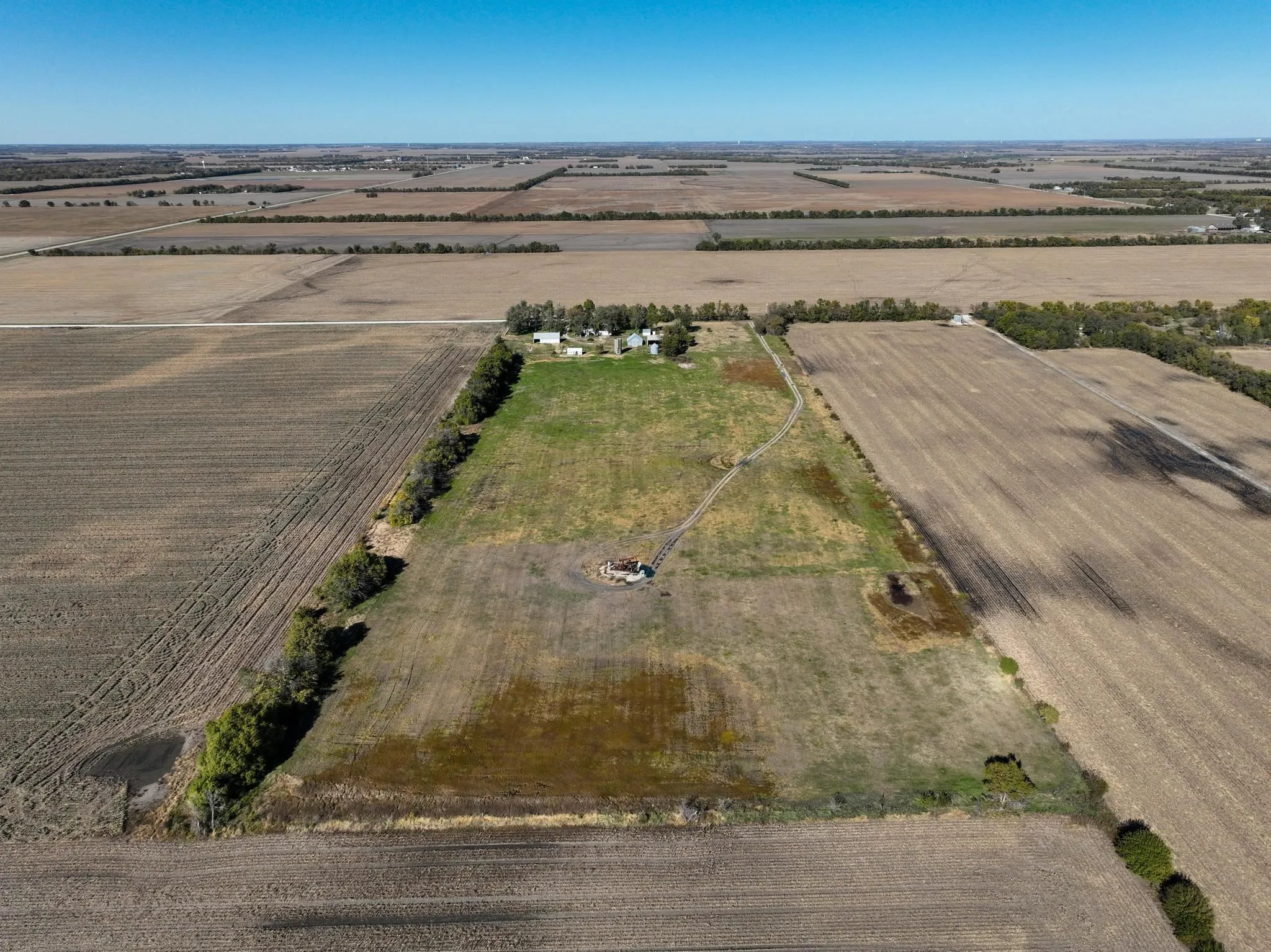 Newton, Kansas 67114, United States, 4 Bedrooms Bedrooms, ,2 BathroomsBathrooms,Residential,Active,241321