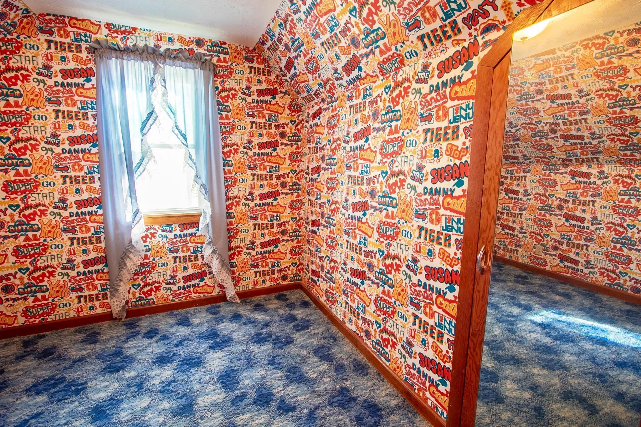 Newton, Kansas 67114, United States, 4 Bedrooms Bedrooms, ,2 BathroomsBathrooms,Residential,Active,241321