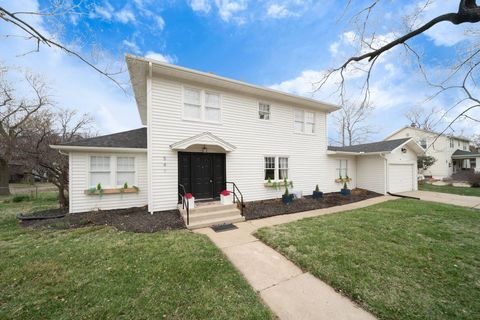Photo of 541 N Bluff Ave, Wichita, KS 67208 (MLS # 669291)