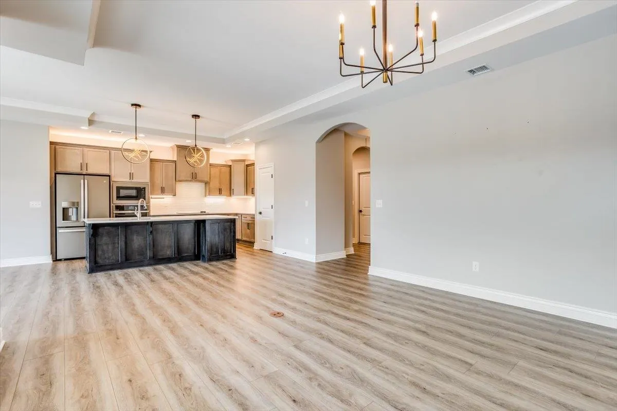 Derby, Kansas 67037, United States, 2 Bedrooms Bedrooms, ,2 BathroomsBathrooms,Residential,Pending,54807