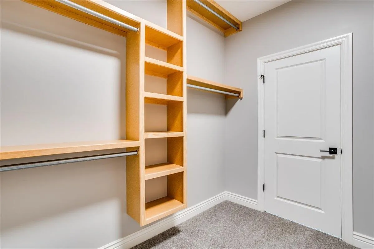 Derby, Kansas 67037, United States, 2 Bedrooms Bedrooms, ,2 BathroomsBathrooms,Residential,Pending,54807