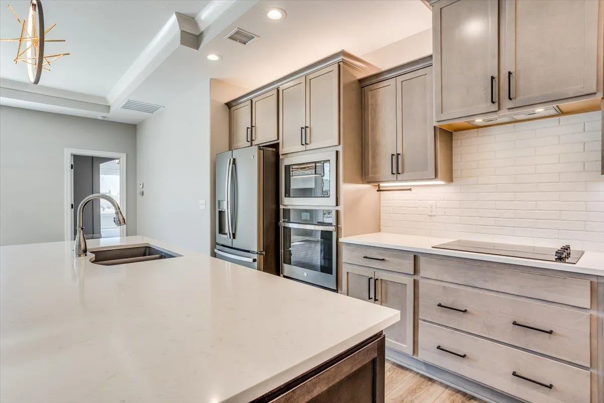 Derby, Kansas 67037, United States, 2 Bedrooms Bedrooms, ,2 BathroomsBathrooms,Residential,Pending,54807