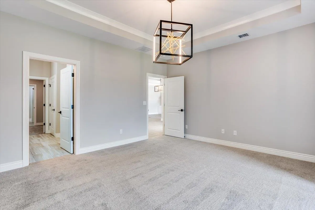 Derby, Kansas 67037, United States, 2 Bedrooms Bedrooms, ,2 BathroomsBathrooms,Residential,Pending,54807