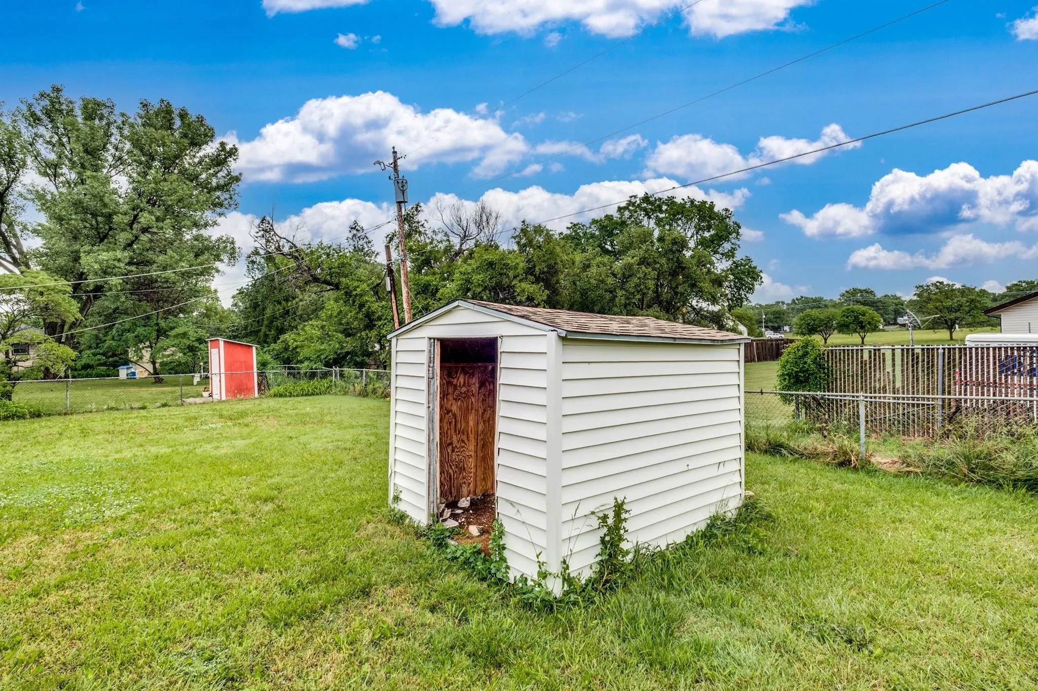 Rose Hill, Kansas 67133, United States, 4 Bedrooms Bedrooms, ,2 BathroomsBathrooms,Residential,Active,141205