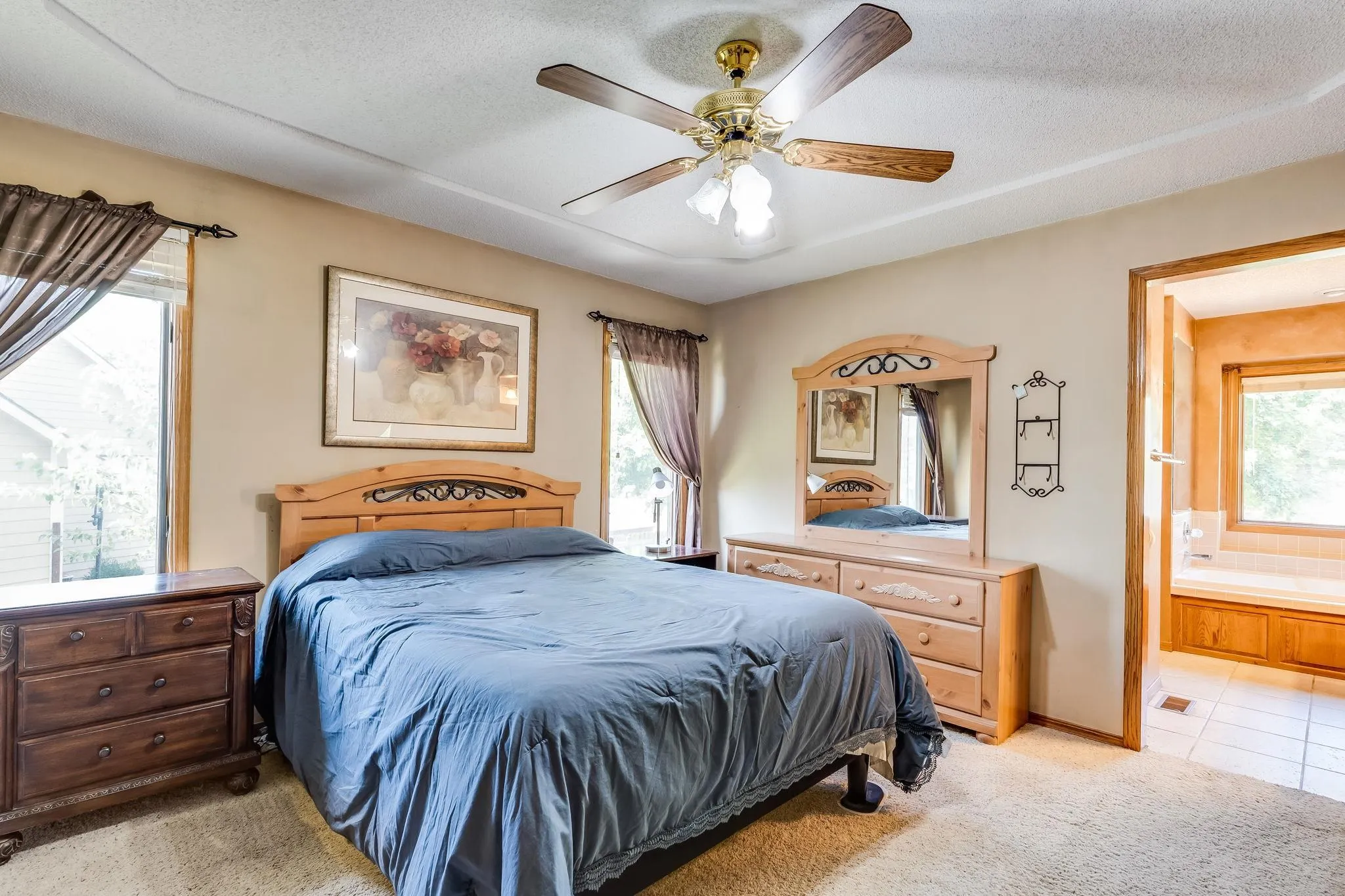 Derby, Kansas 67037, United States, 5 Bedrooms Bedrooms, ,3 BathroomsBathrooms,Residential,Pending,208946