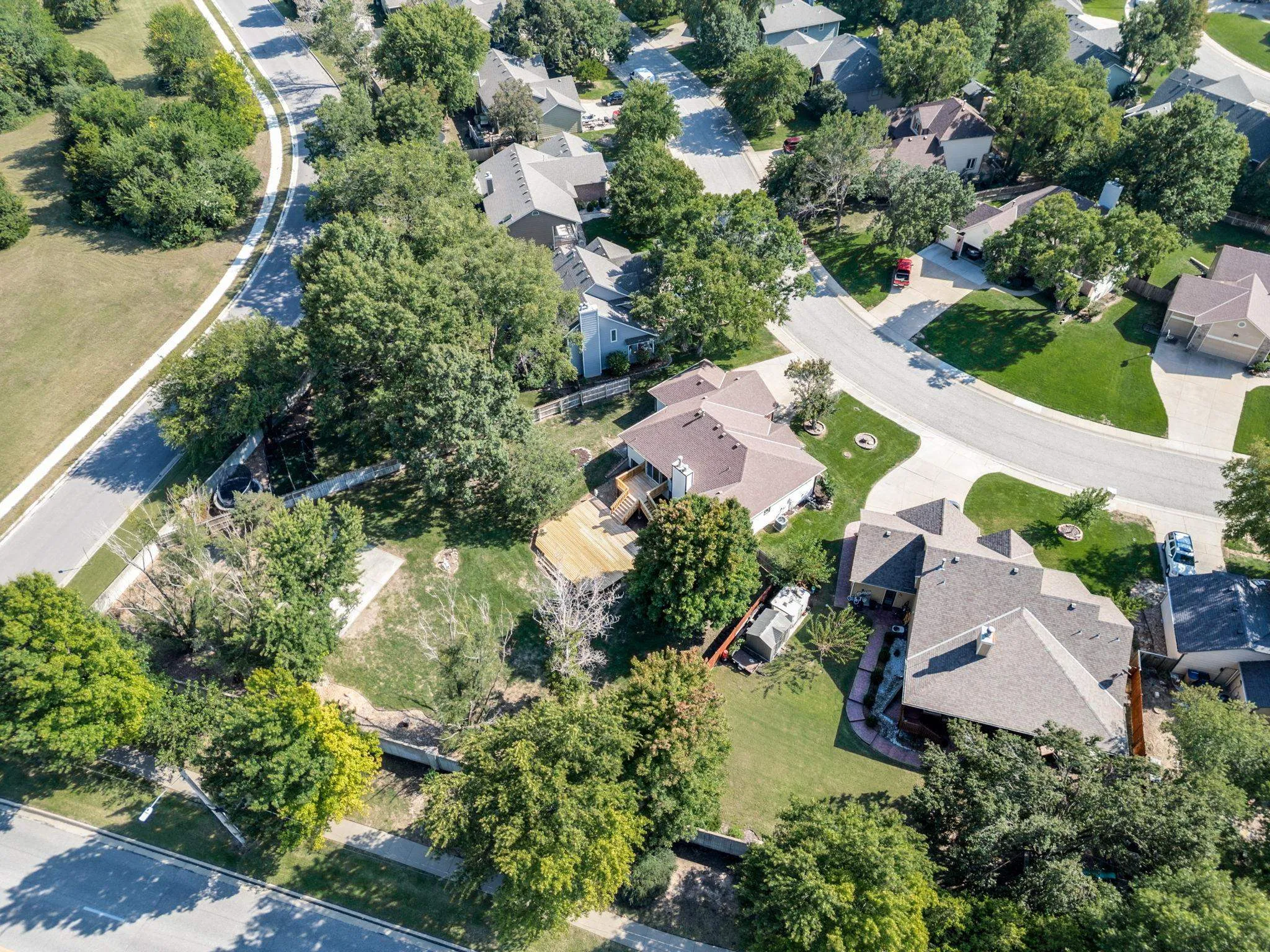 Derby, Kansas 67037, United States, 5 Bedrooms Bedrooms, ,3 BathroomsBathrooms,Residential,Pending,208946