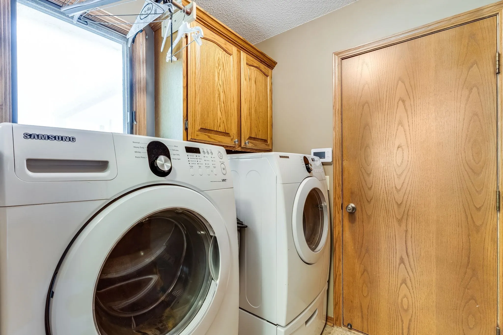 Derby, Kansas 67037, United States, 5 Bedrooms Bedrooms, ,3 BathroomsBathrooms,Residential,Pending,208946