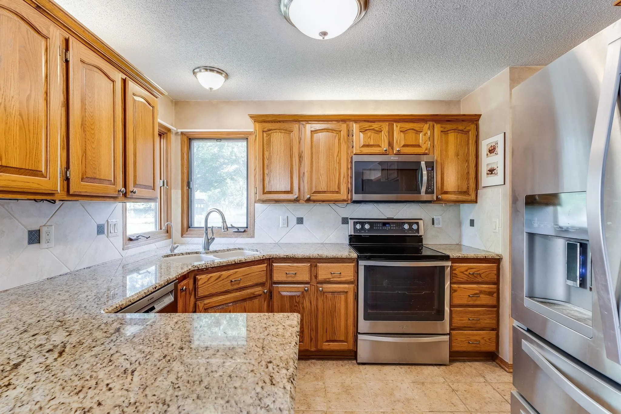 Derby, Kansas 67037, United States, 5 Bedrooms Bedrooms, ,3 BathroomsBathrooms,Residential,Pending,208946