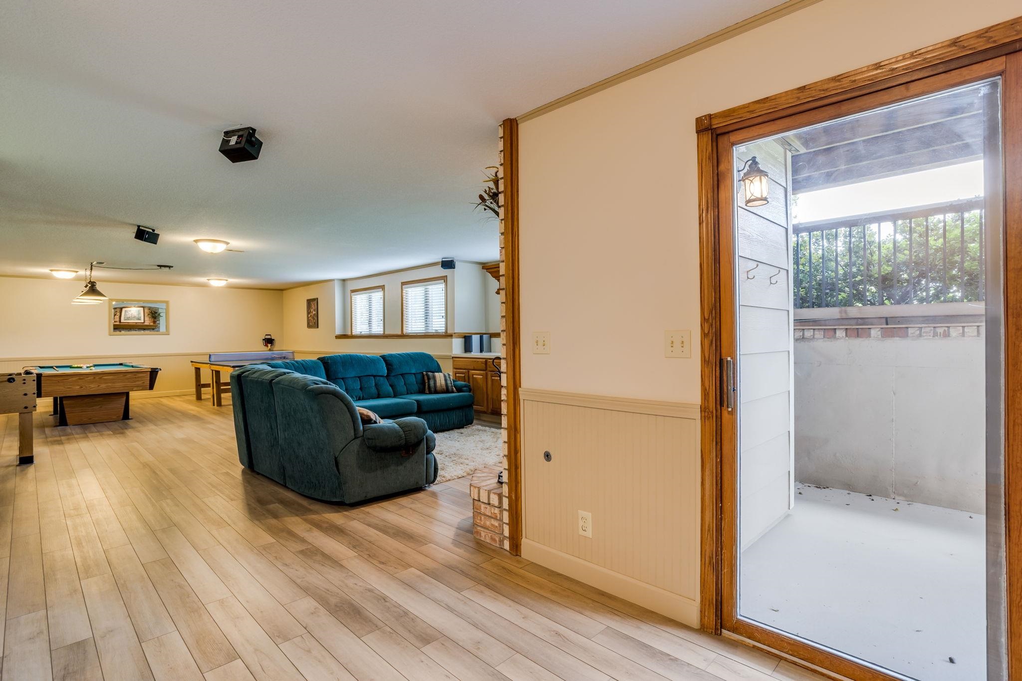 2415 N Spring Meadow St, Wichita, Kansas image 22