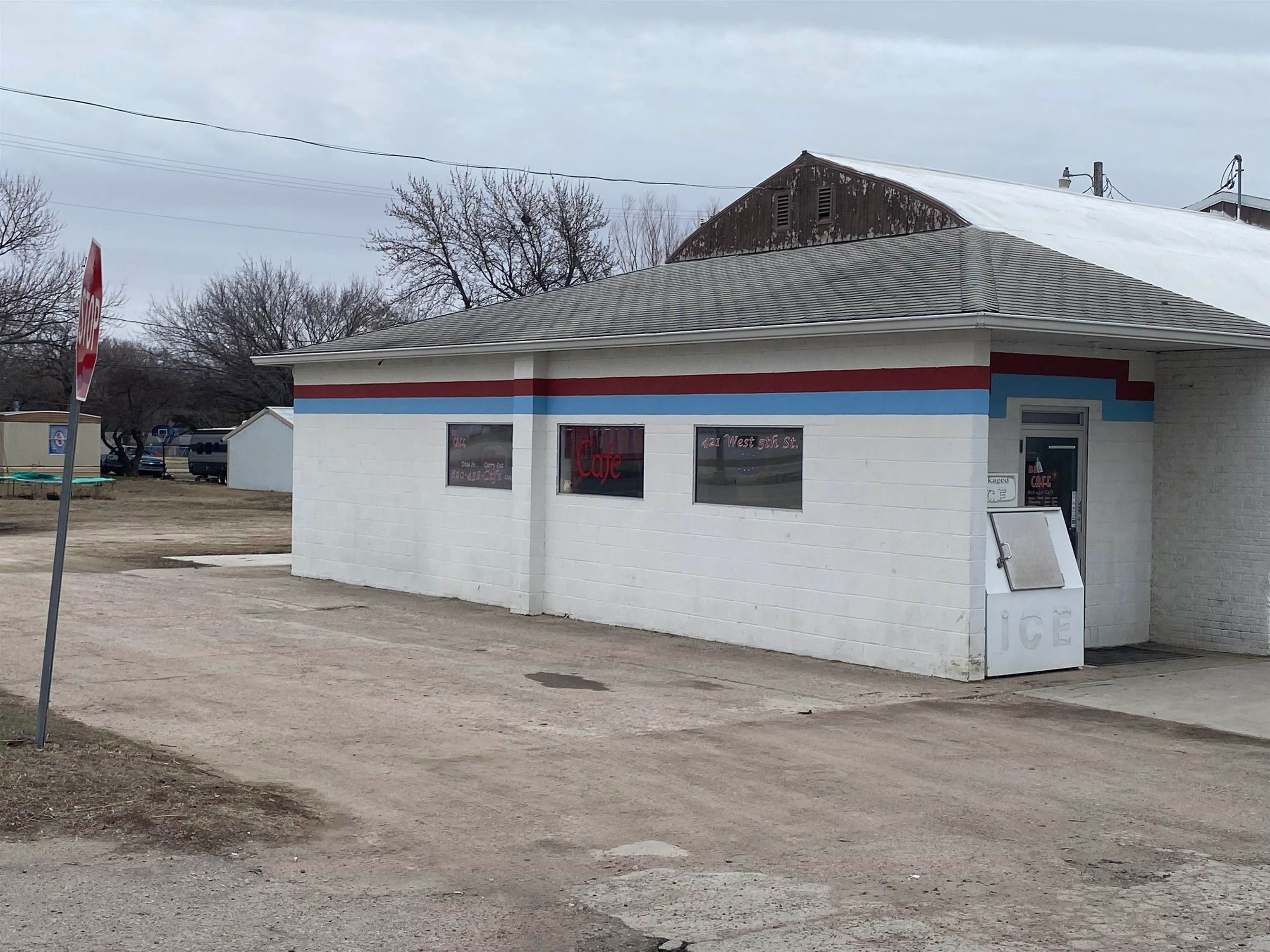 Burden, Kansas 67019, United States, ,Commercial,Active,147138