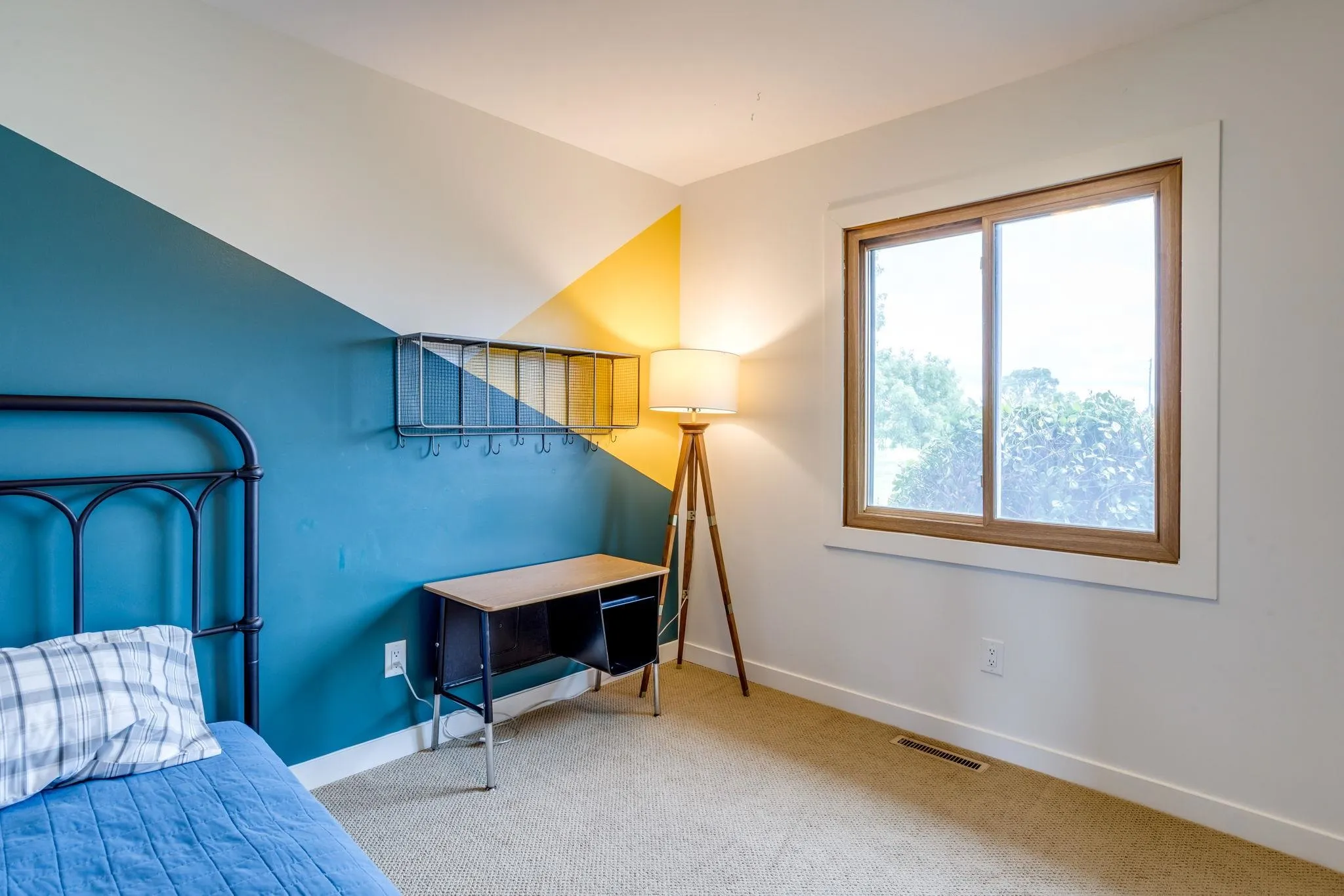 Towanda, Kansas 67144, United States, 3 Bedrooms Bedrooms, ,3 BathroomsBathrooms,Residential,Active,141657