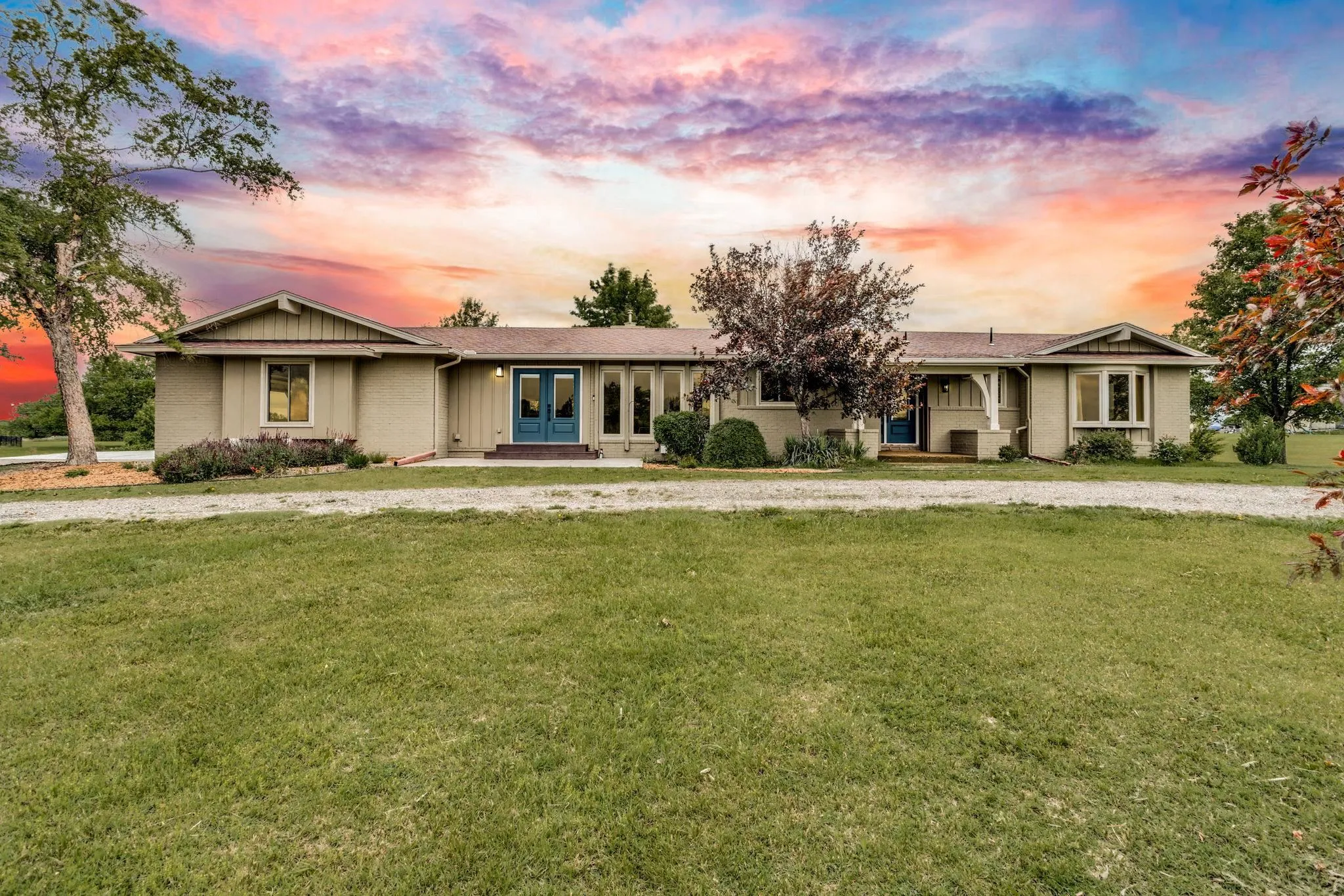 Towanda, Kansas 67144, United States, 3 Bedrooms Bedrooms, ,3 BathroomsBathrooms,Residential,Active,141657 Towanda, Kansas 67144, United States, 3 Bedrooms Bedrooms, ,3 BathroomsBathrooms,Residential,Active,141657