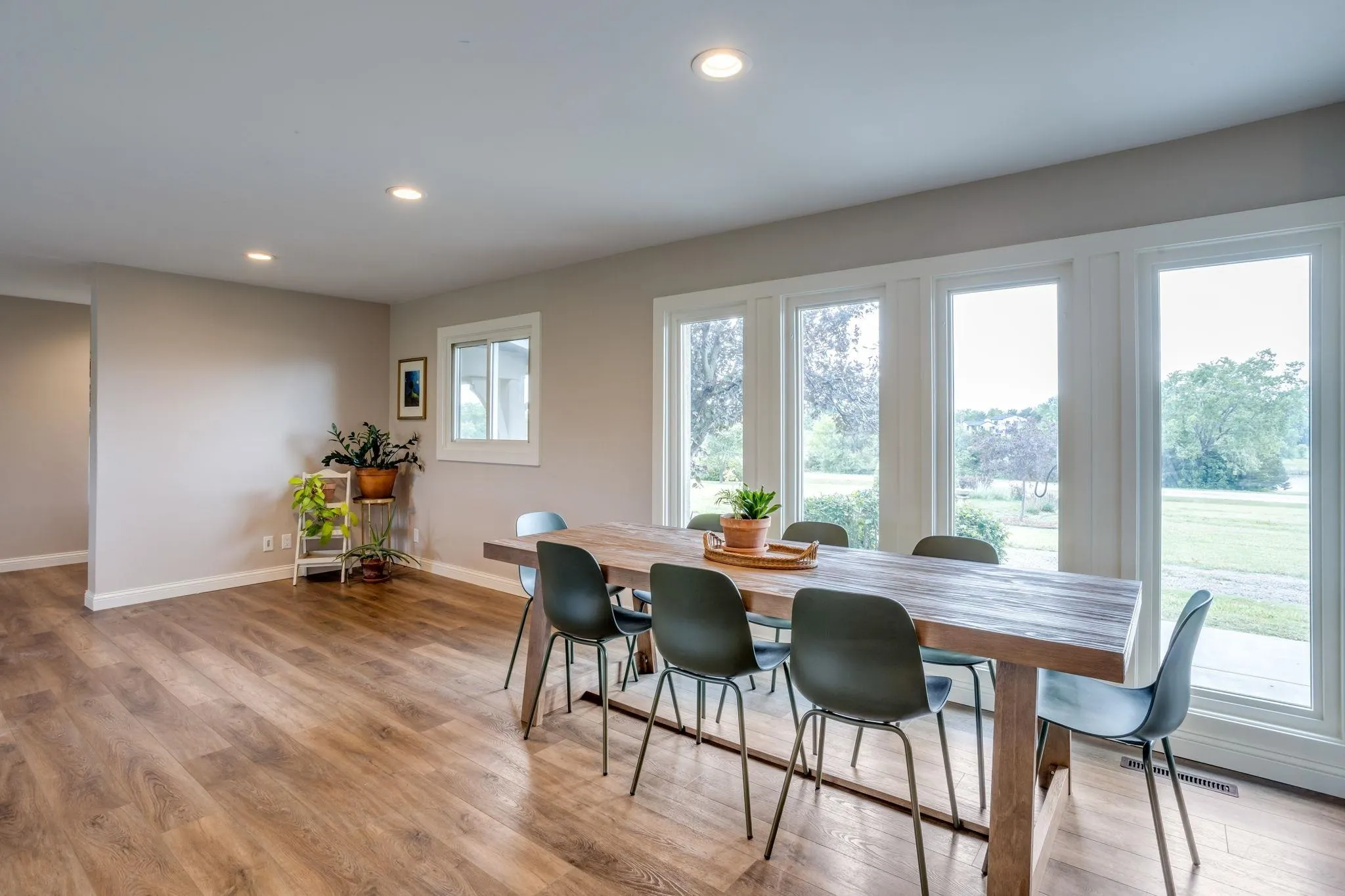 Towanda, Kansas 67144, United States, 3 Bedrooms Bedrooms, ,3 BathroomsBathrooms,Residential,Active,141657