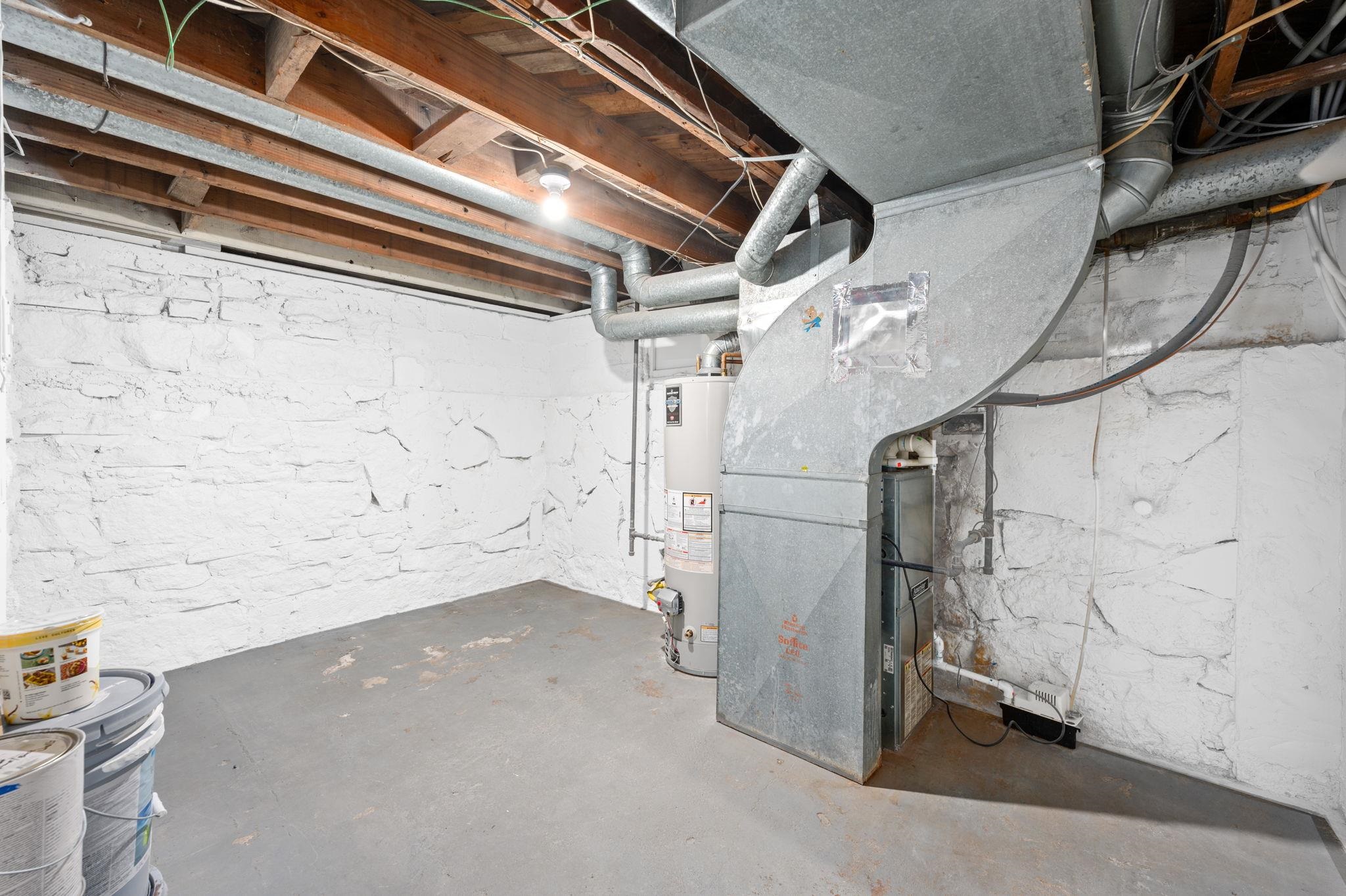 Wichita, Kansas 67212, United States, 3 Bedrooms Bedrooms, ,1 BathroomBathrooms,Residential,Pending,54223