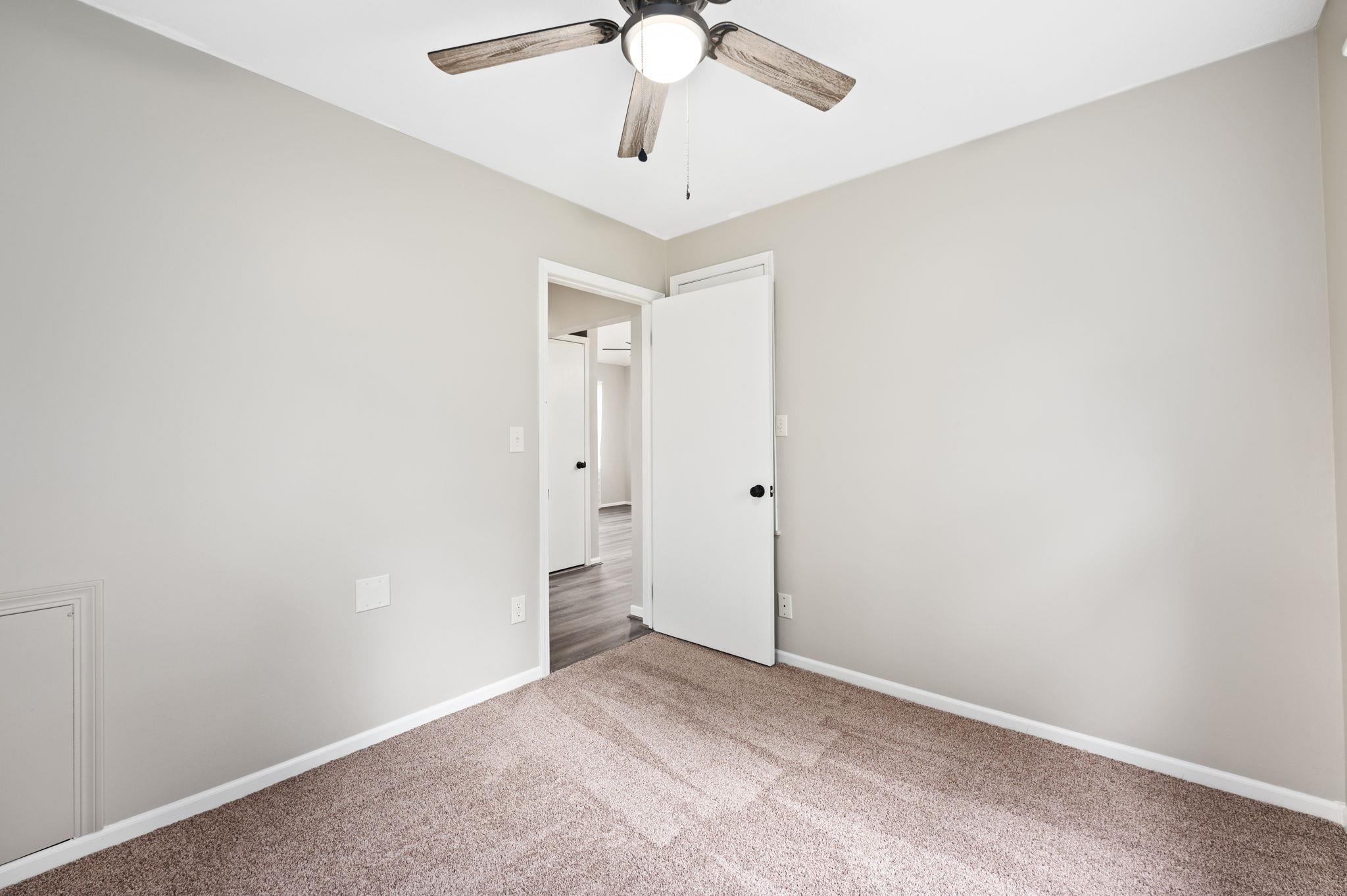 Wichita, Kansas 67212, United States, 3 Bedrooms Bedrooms, ,1 BathroomBathrooms,Residential,Pending,54223