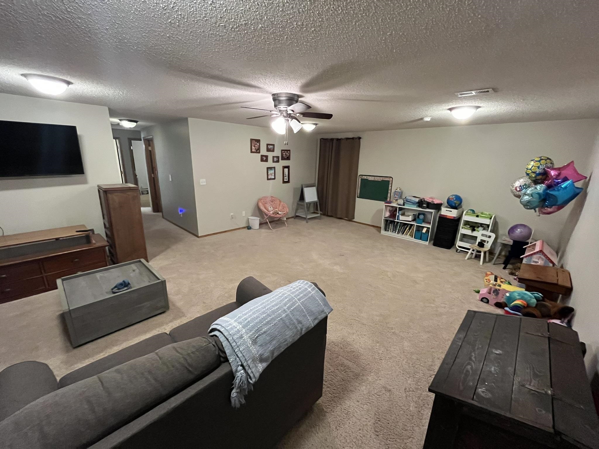 2558 E Ventnor St, Park City, Kansas image 23